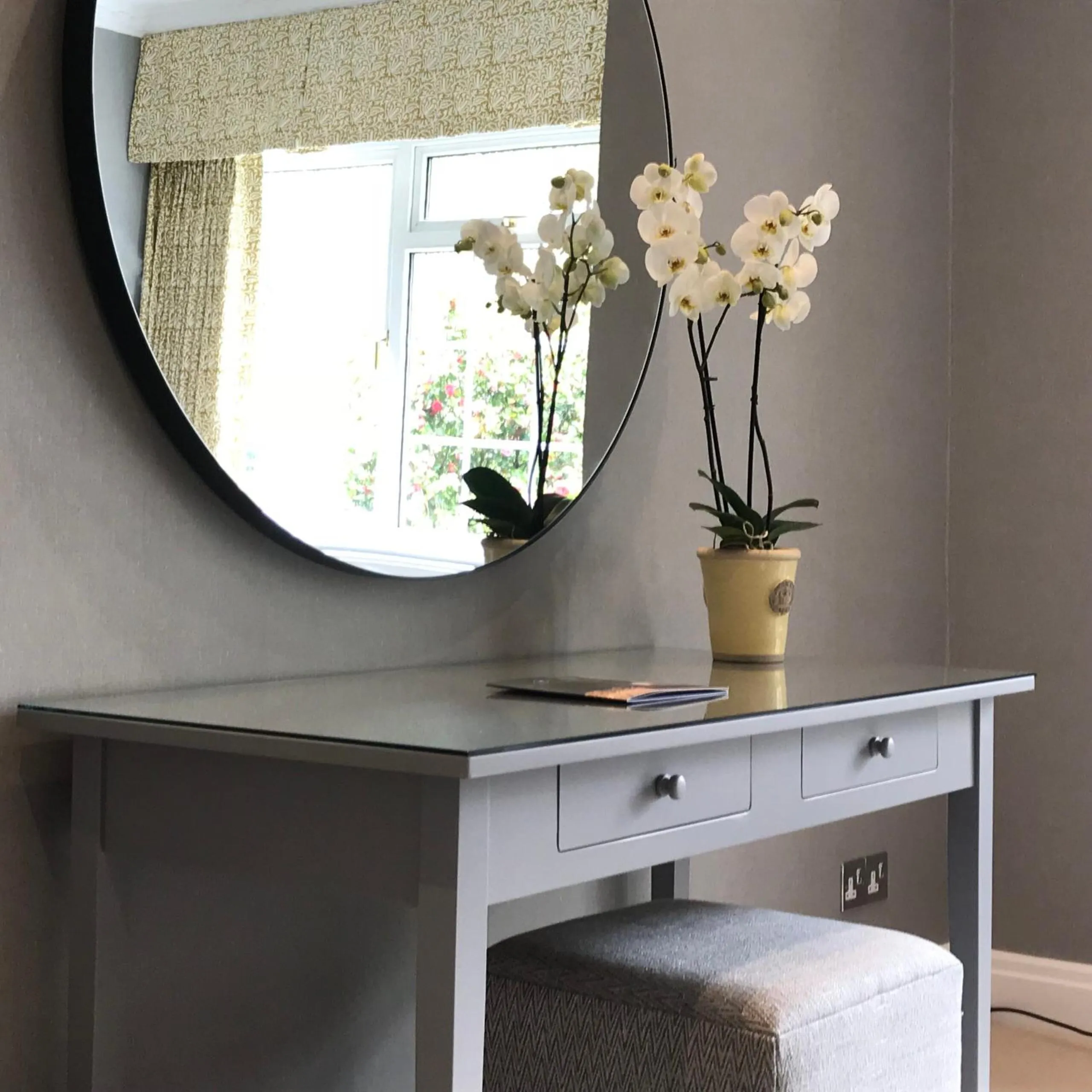 Bedroom in Longueville Manor
