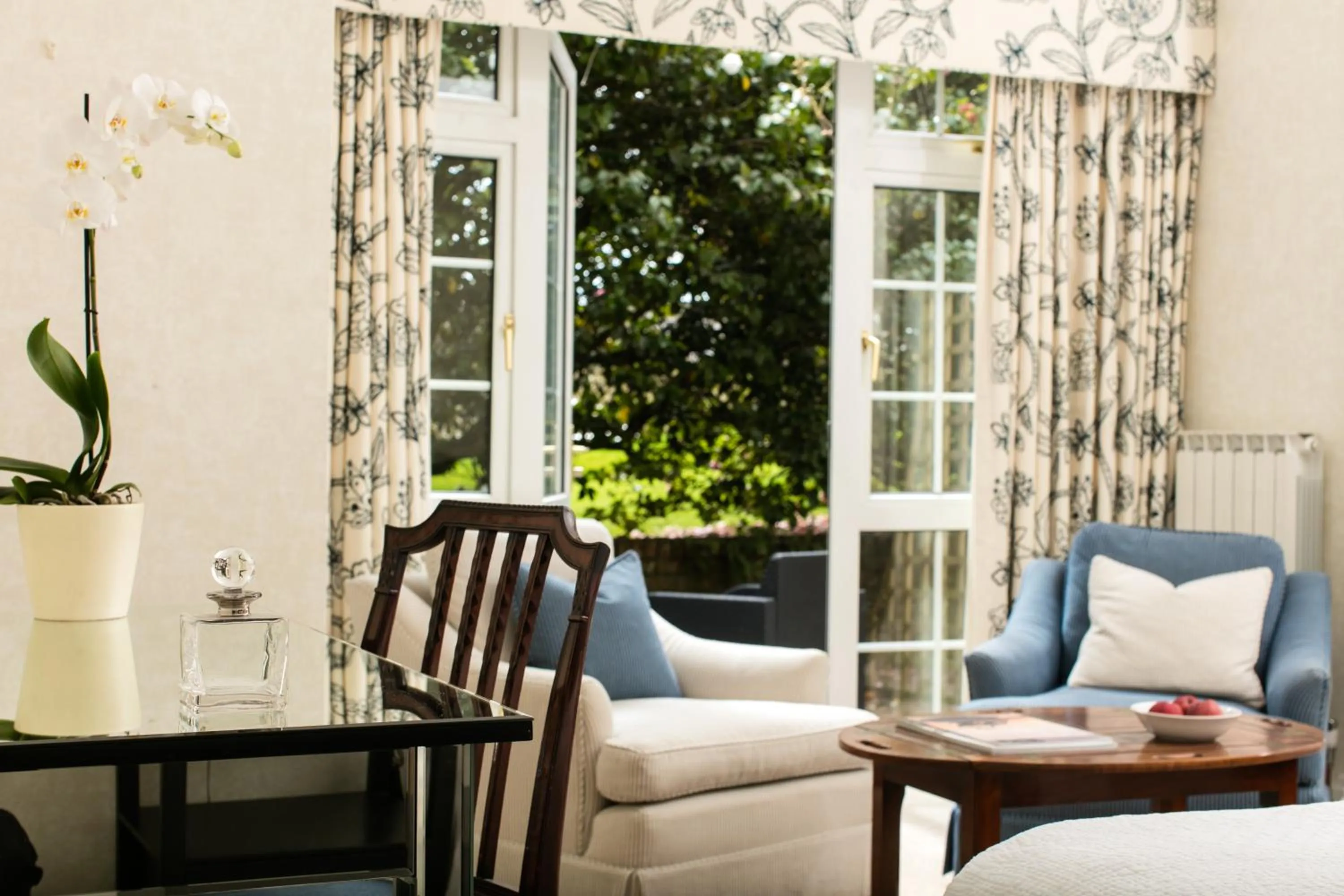 Seating area in Longueville Manor