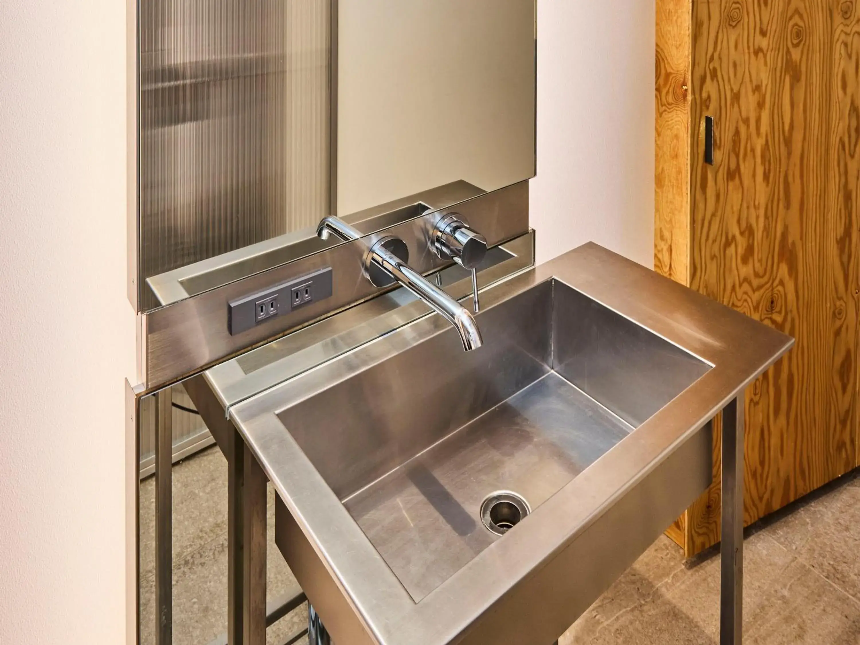 Superior Semi Double - Non- Smoking in ONE@Tokyo by insomnia Superior Semi Double - Non- Smoking in ONE@Tokyo by insomnia