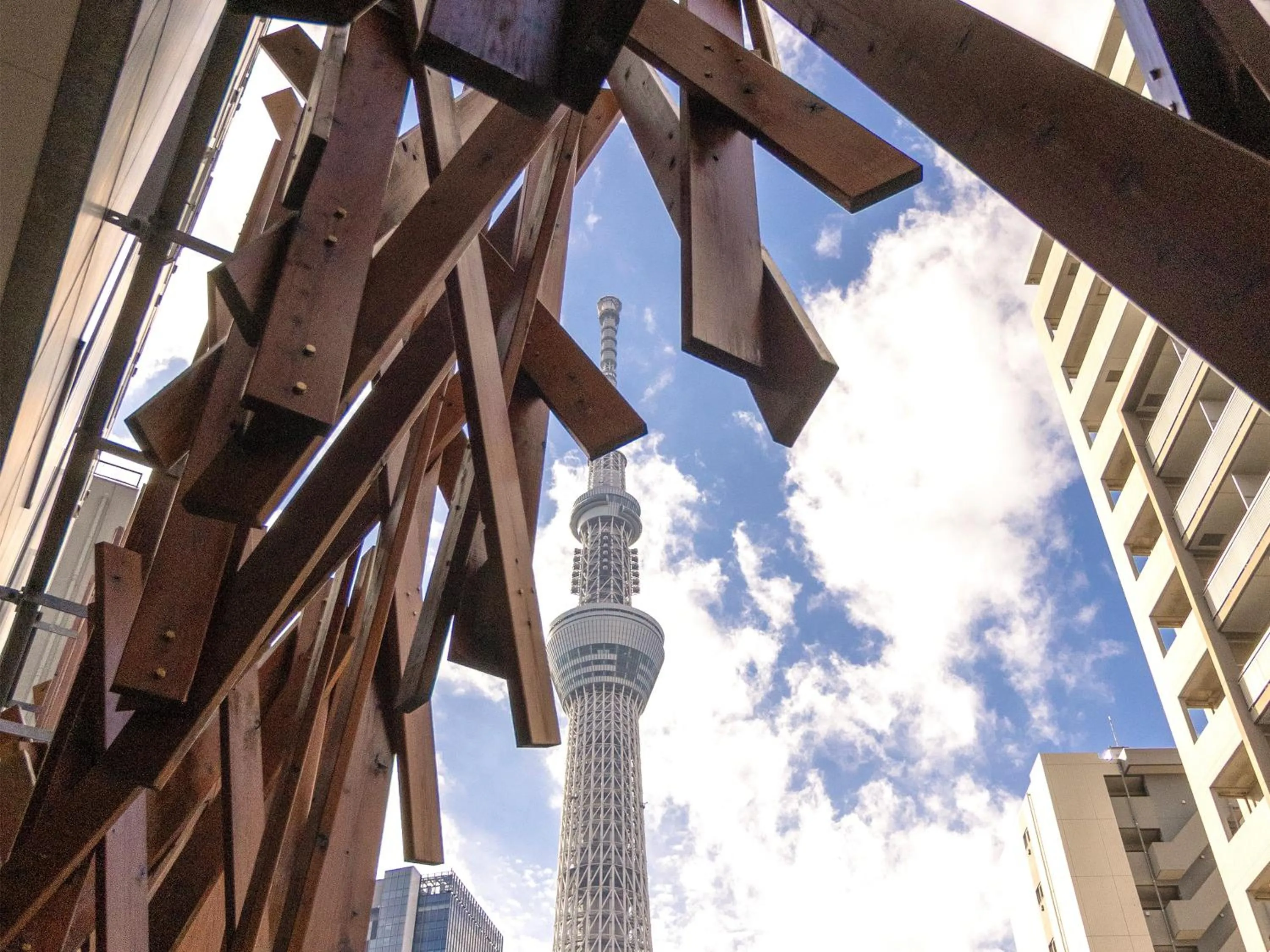 Property building in ONE@Tokyo by insomnia