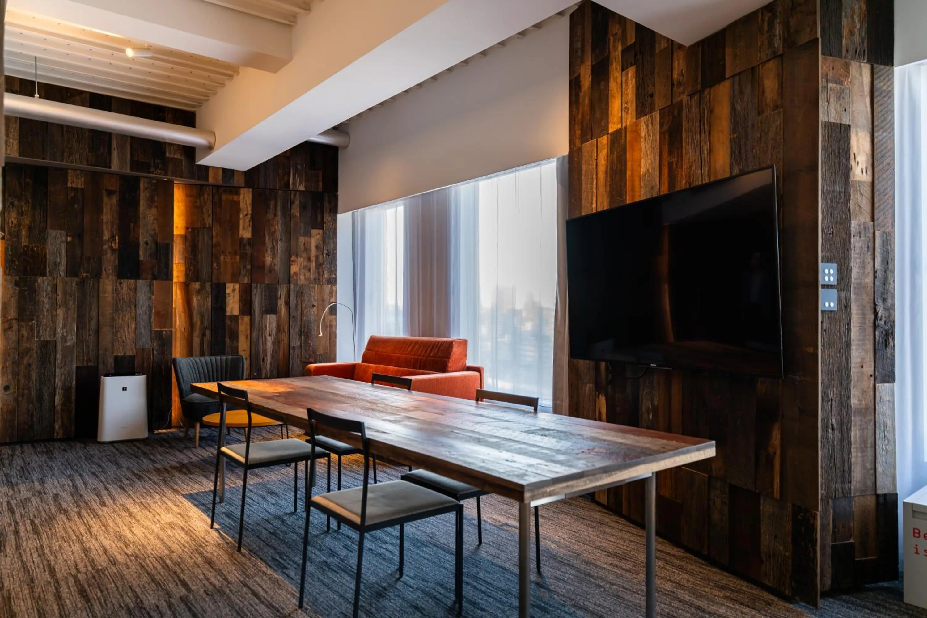 ONE@Tokyo by insomnia