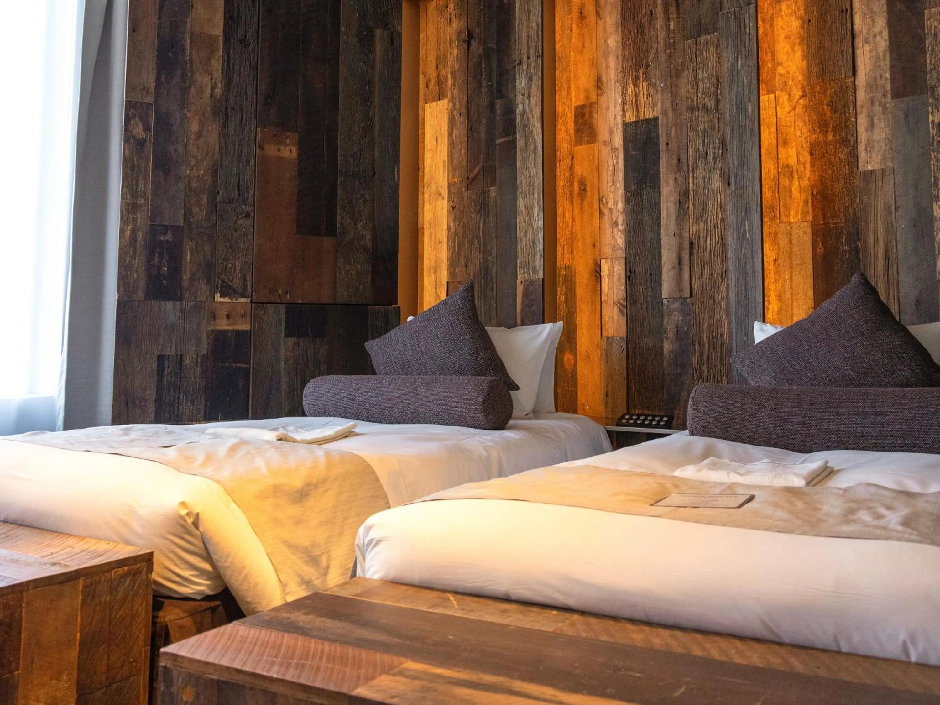 Photo of the whole room, Bed in ONE@Tokyo by insomnia