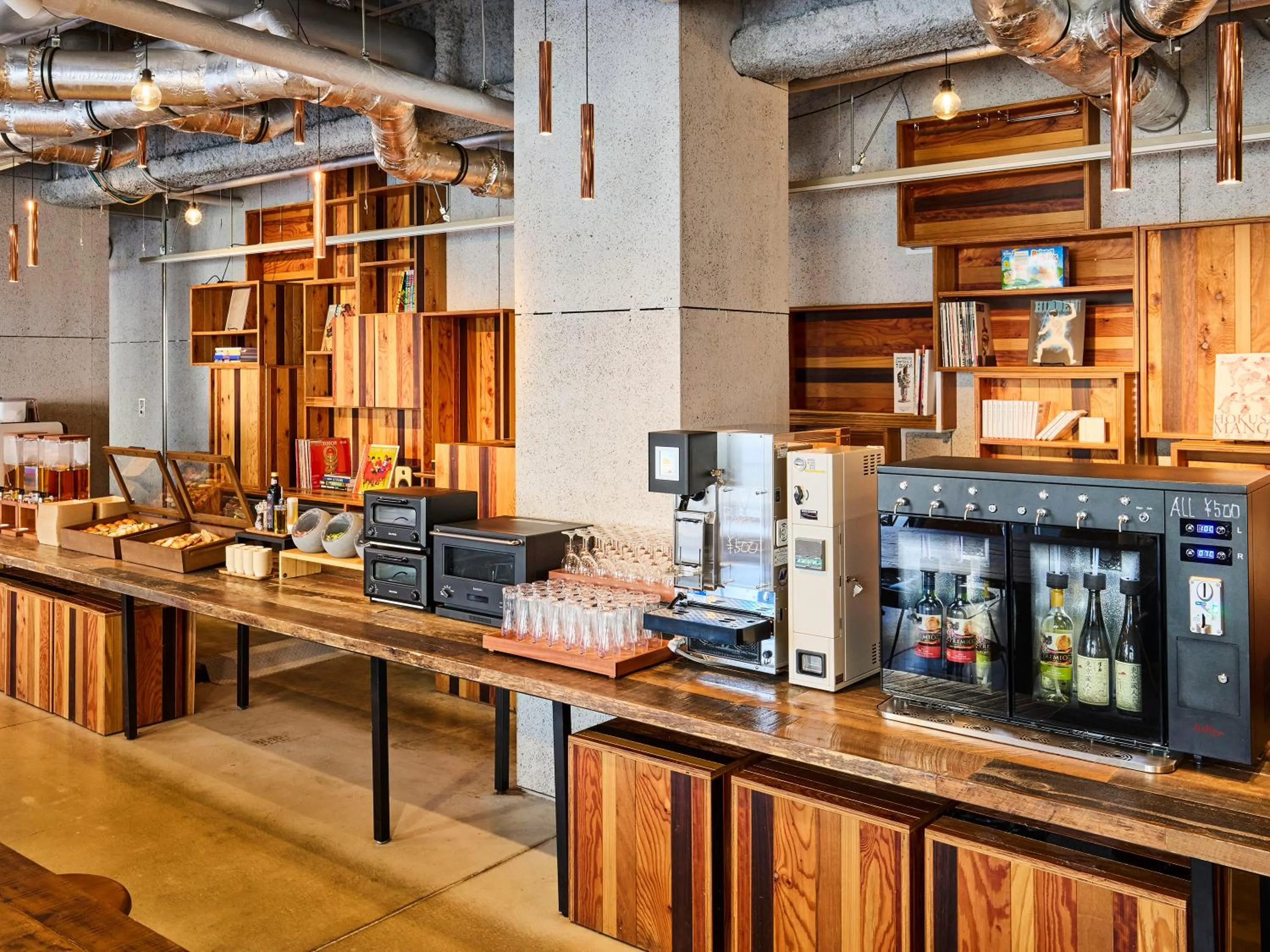 Lounge or bar in ONE@Tokyo by insomnia