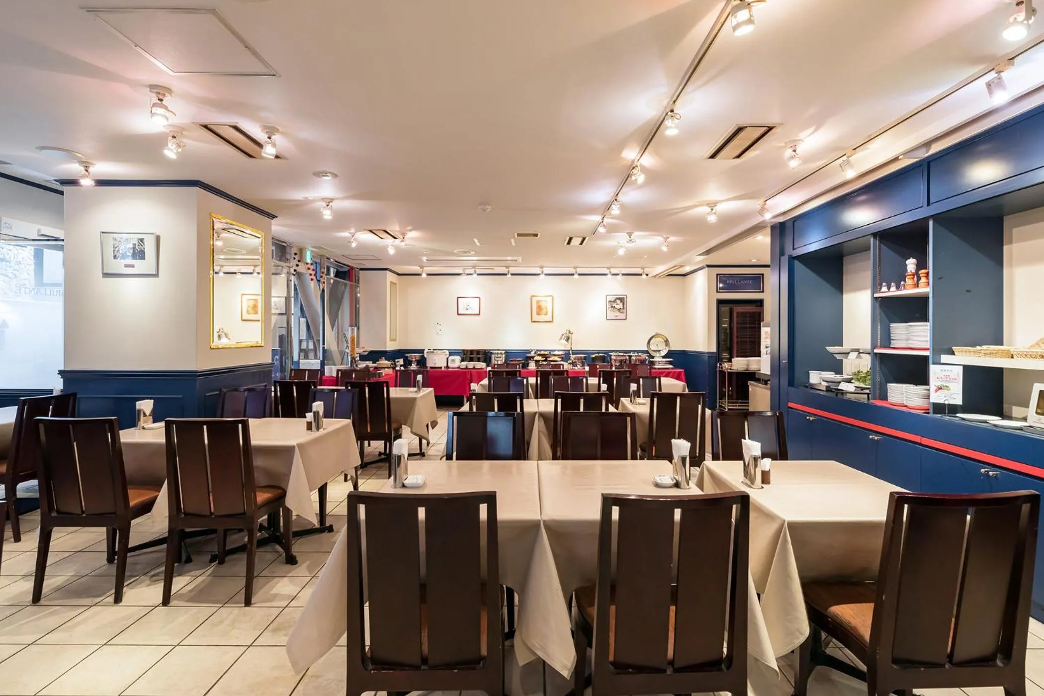 Restaurant/places to eat in Akasaka Yoko Hotel