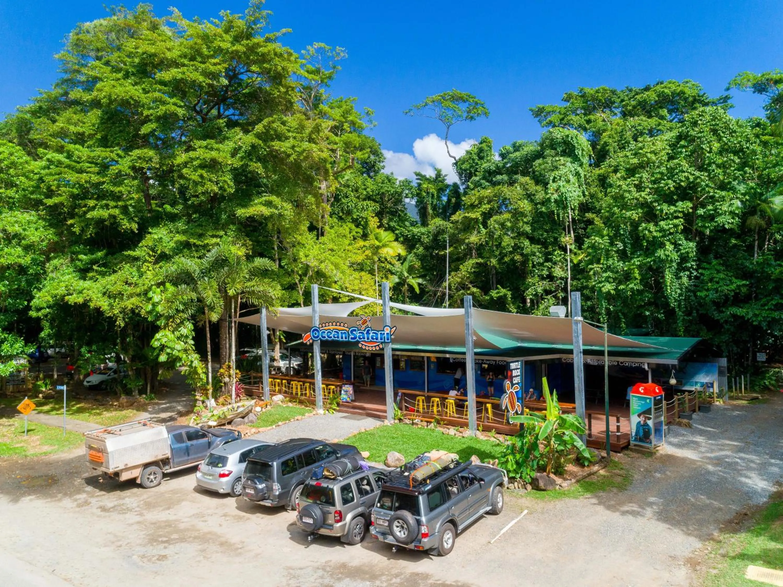 Facade/entrance in Safari Lodge