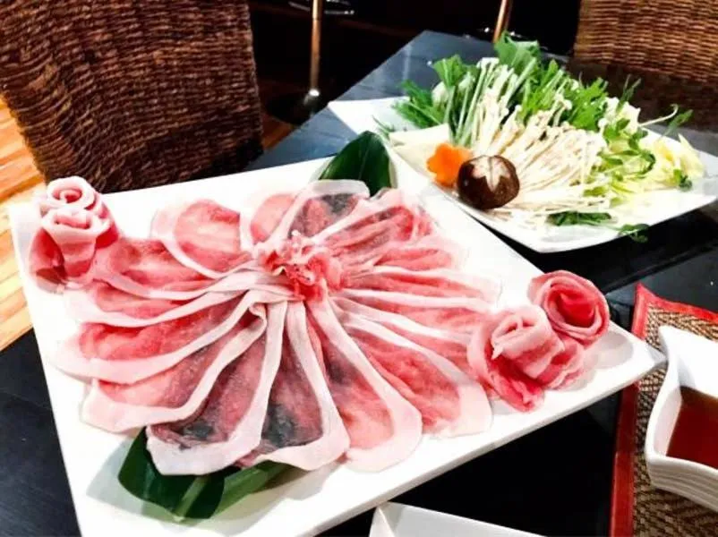 Food in Nangoku Lodge Booya