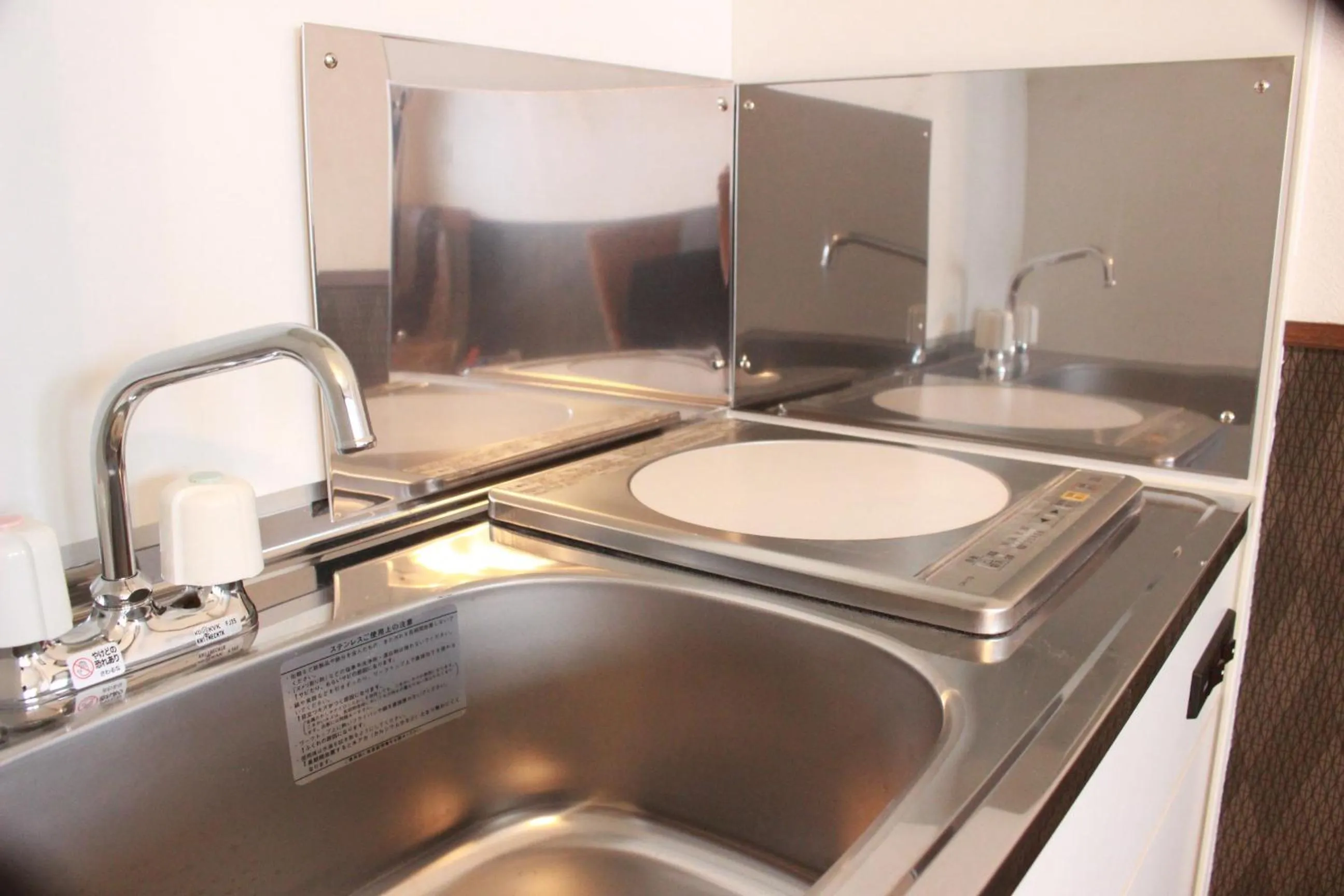 Kitchen or kitchenette in Nangoku Lodge Booya