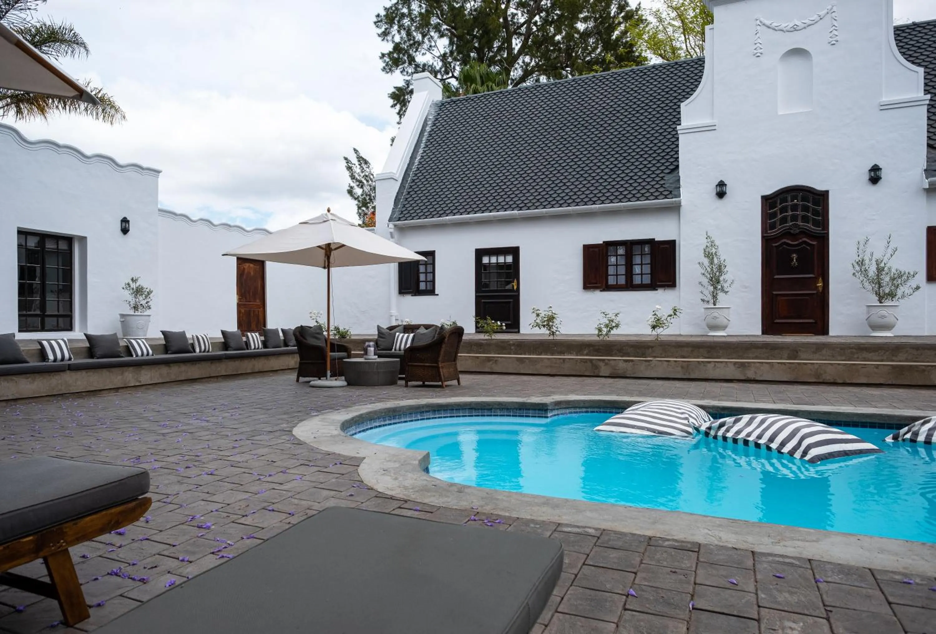 Swimming pool in Stellenhof Country Estate