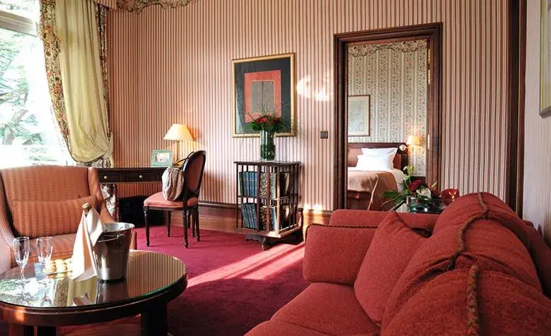 Junior Suite in Le Grand Hôtel - Domaine De Divonne Junior Suite in Le Grand Hôtel - Domaine De Divonne