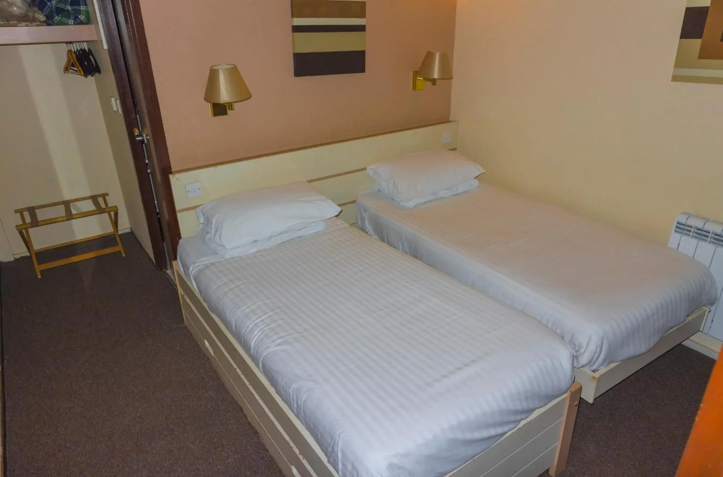 Twin Room in Primelodge Rotherham Twin Room in Primelodge Rotherham
