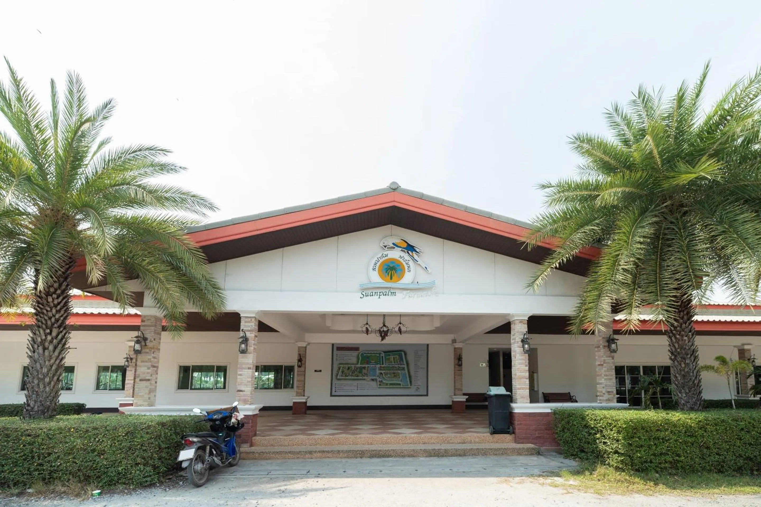 Facade/entrance, Property Building in Capital O 805 Suan Palm Farm Nok Resort