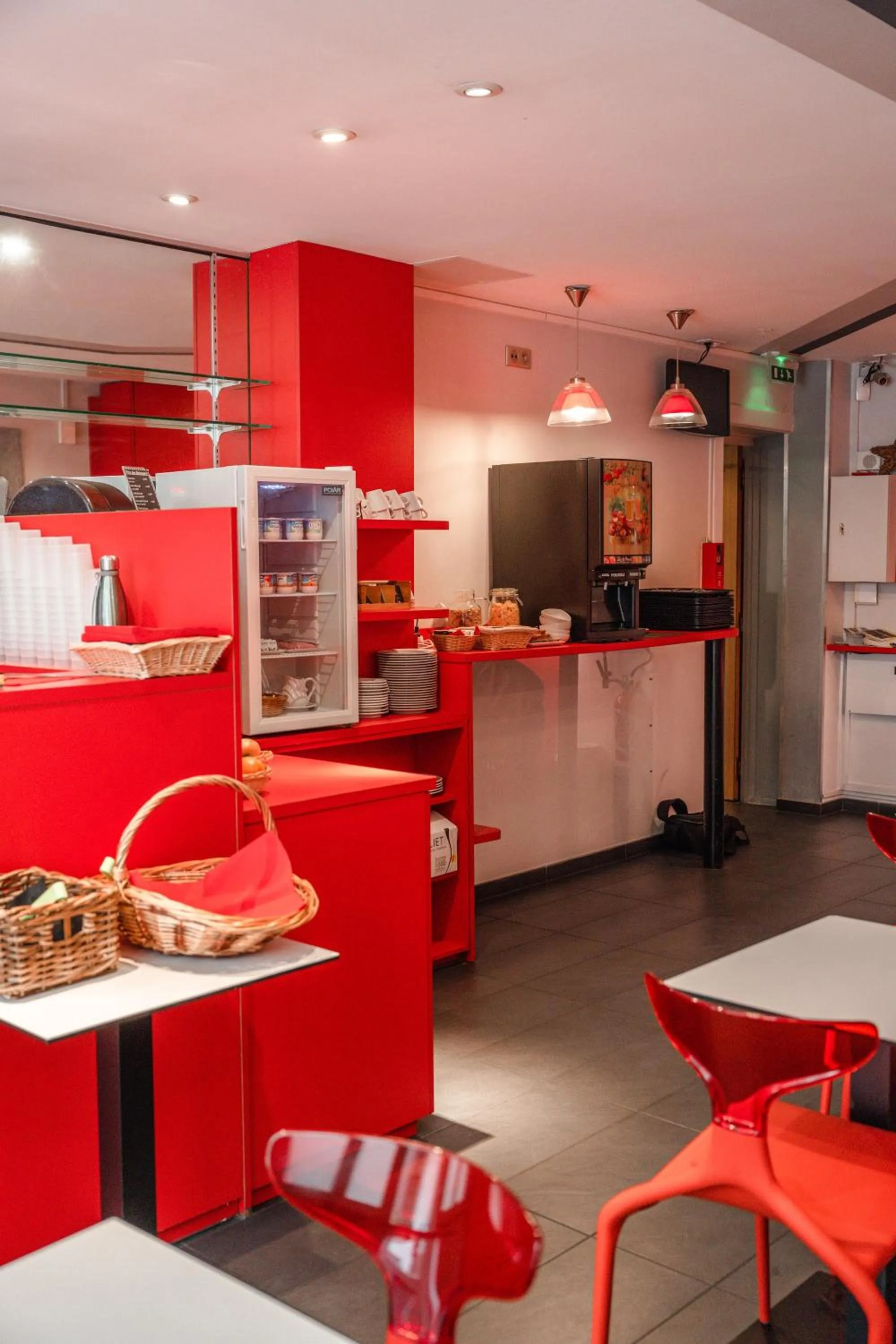 Lobby or reception in Hotel des Arts - Centre Cathédrale