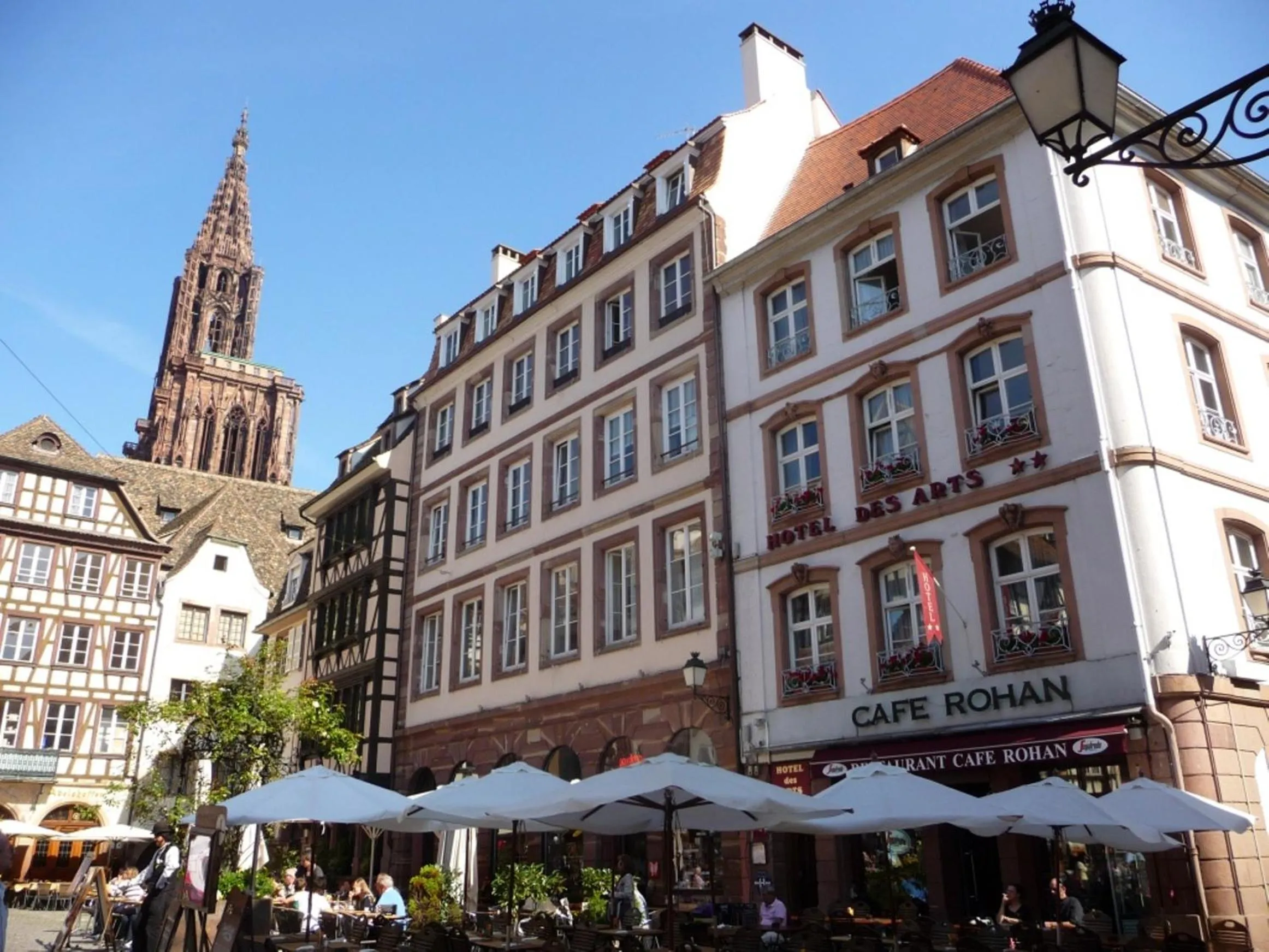 Property building in Hotel des Arts - Centre Cathédrale