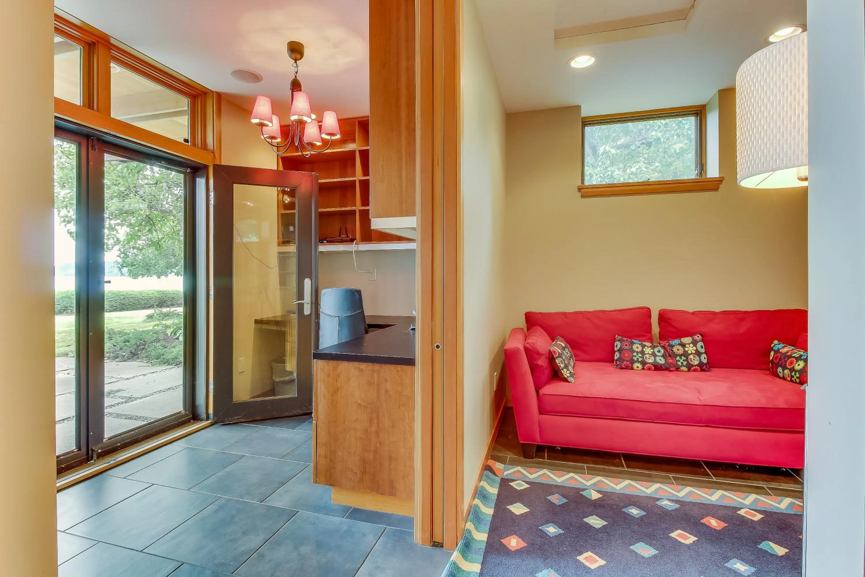 Fidalgo Island Waterfront Stunner