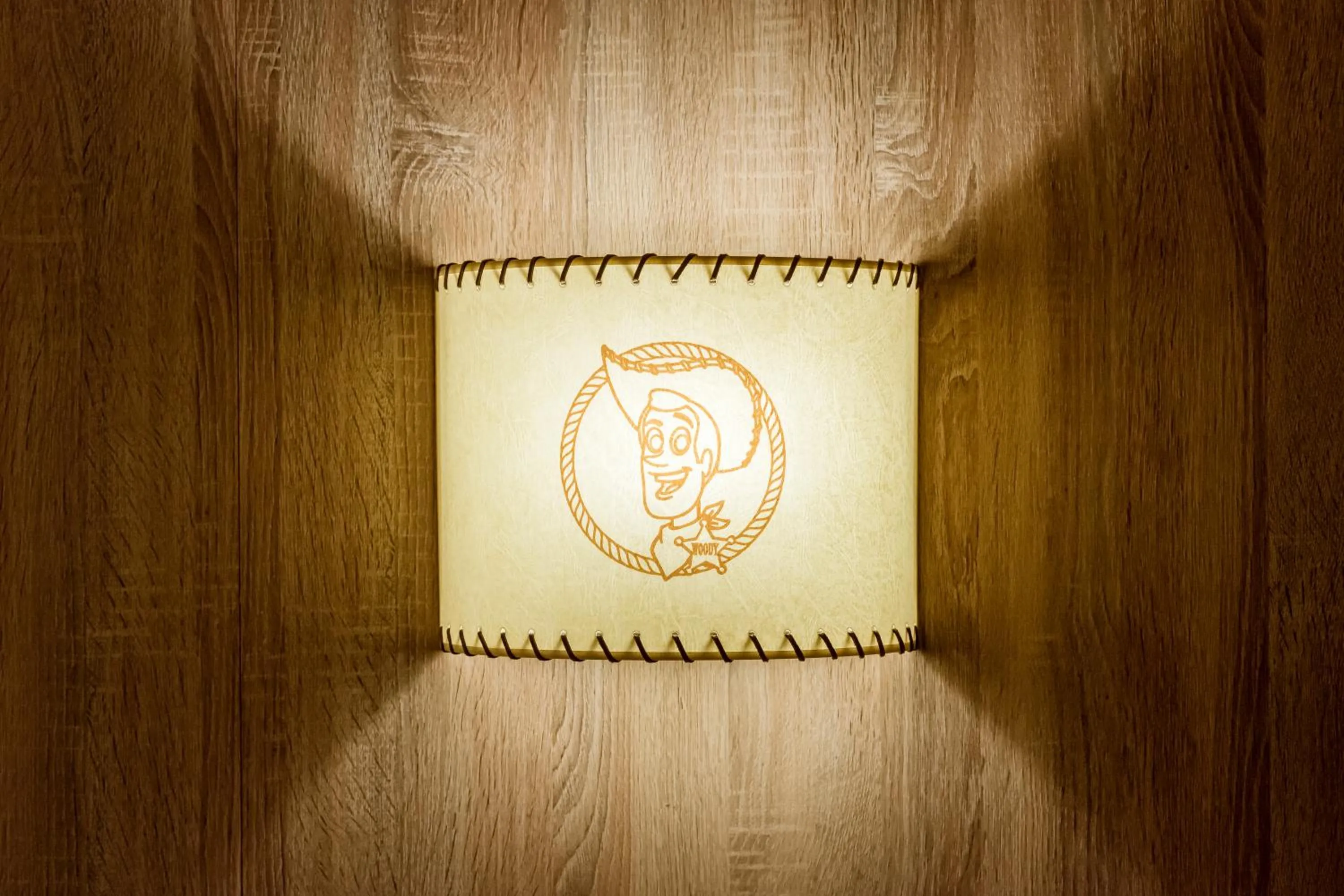 Decorative detail in Disney Hotel Cheyenne