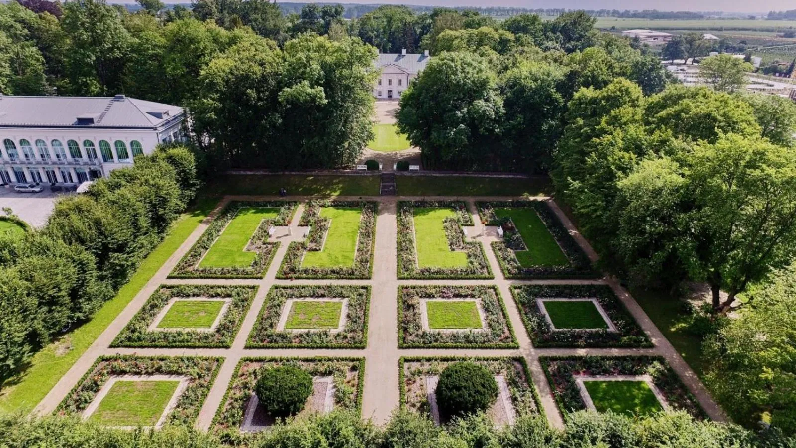 Bird's eye view in Hotel & Spa Pałac Mała Wieś