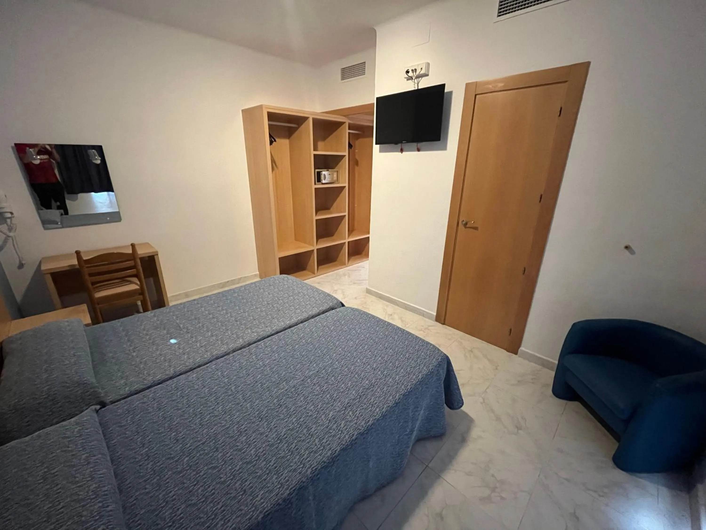 Bedroom, Bed in Apartamentos Playa Sol