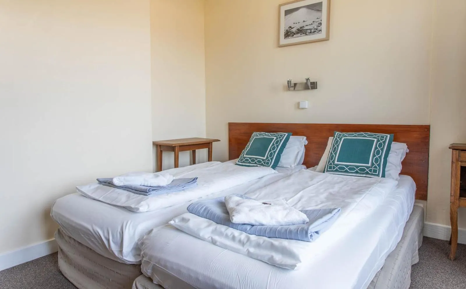 Bedroom, Bed in Hotel Le Chamois