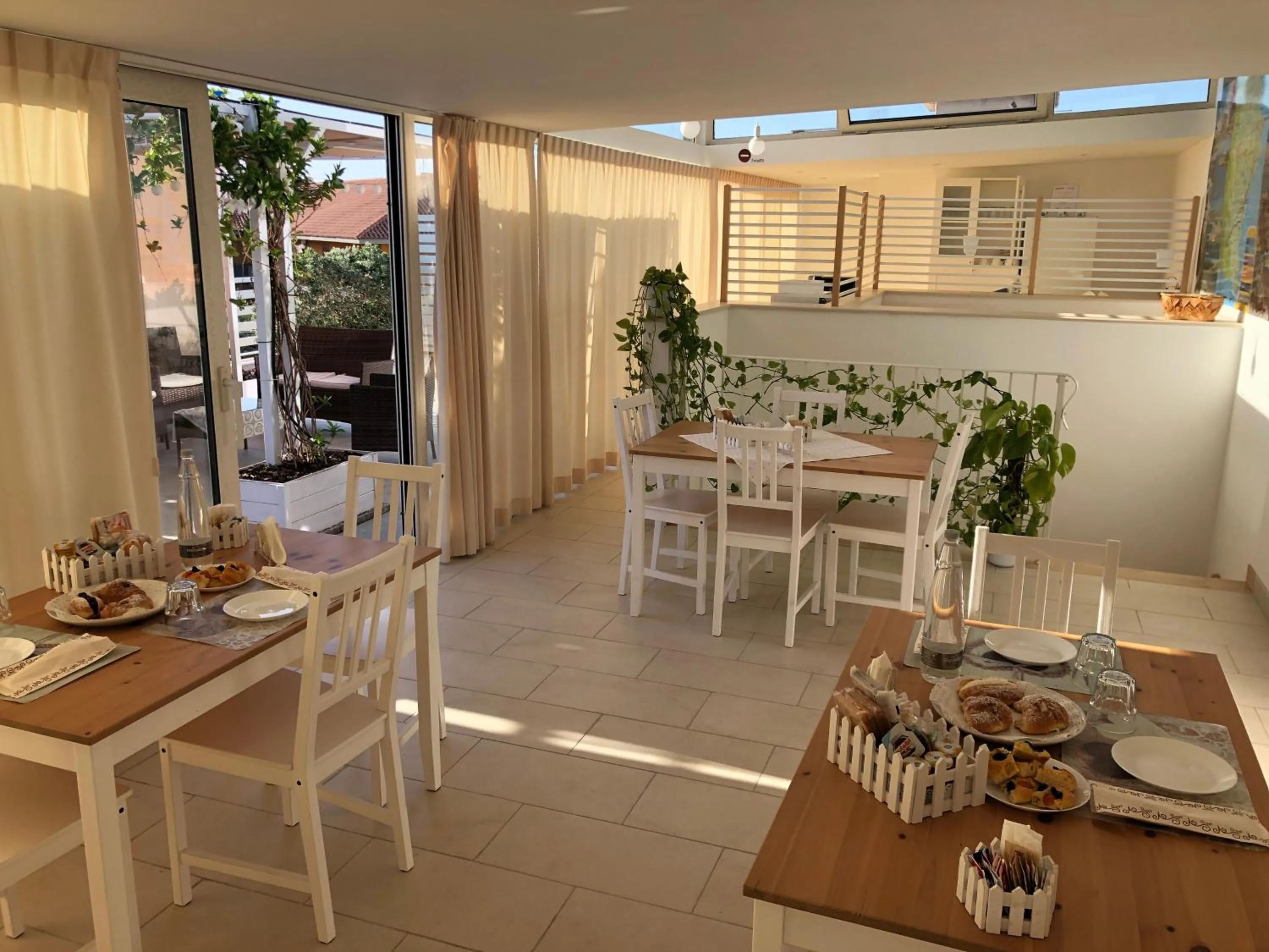 Breakfast in Maison Bijou B&B