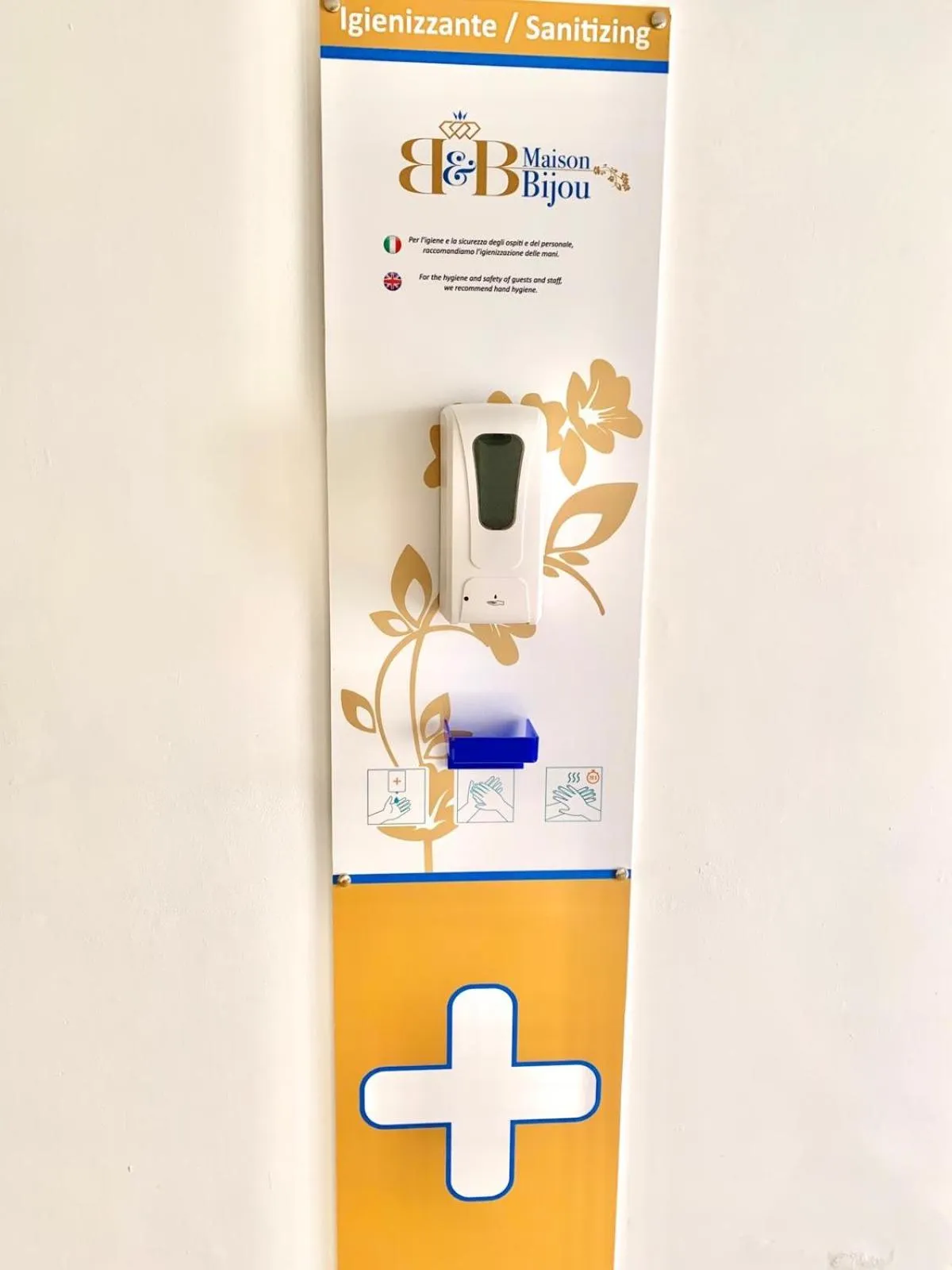 Logo/Certificate/Sign in Maison Bijou B&B