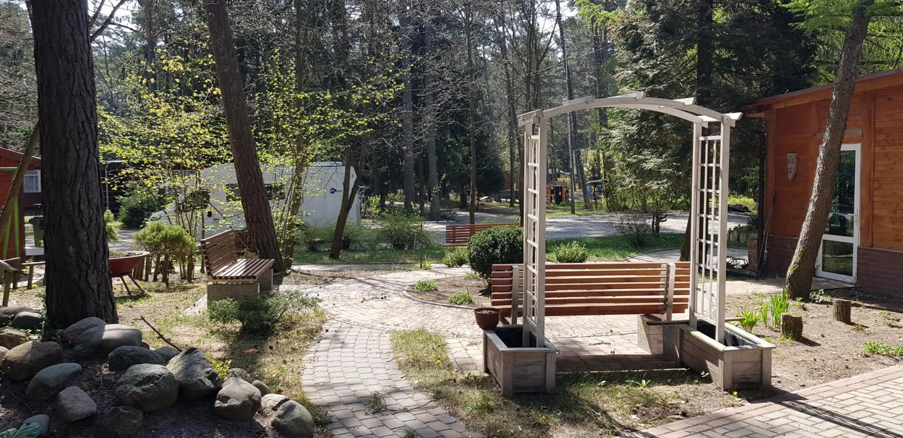 Garden in O.W. Krakus II - Domki i Pokoje