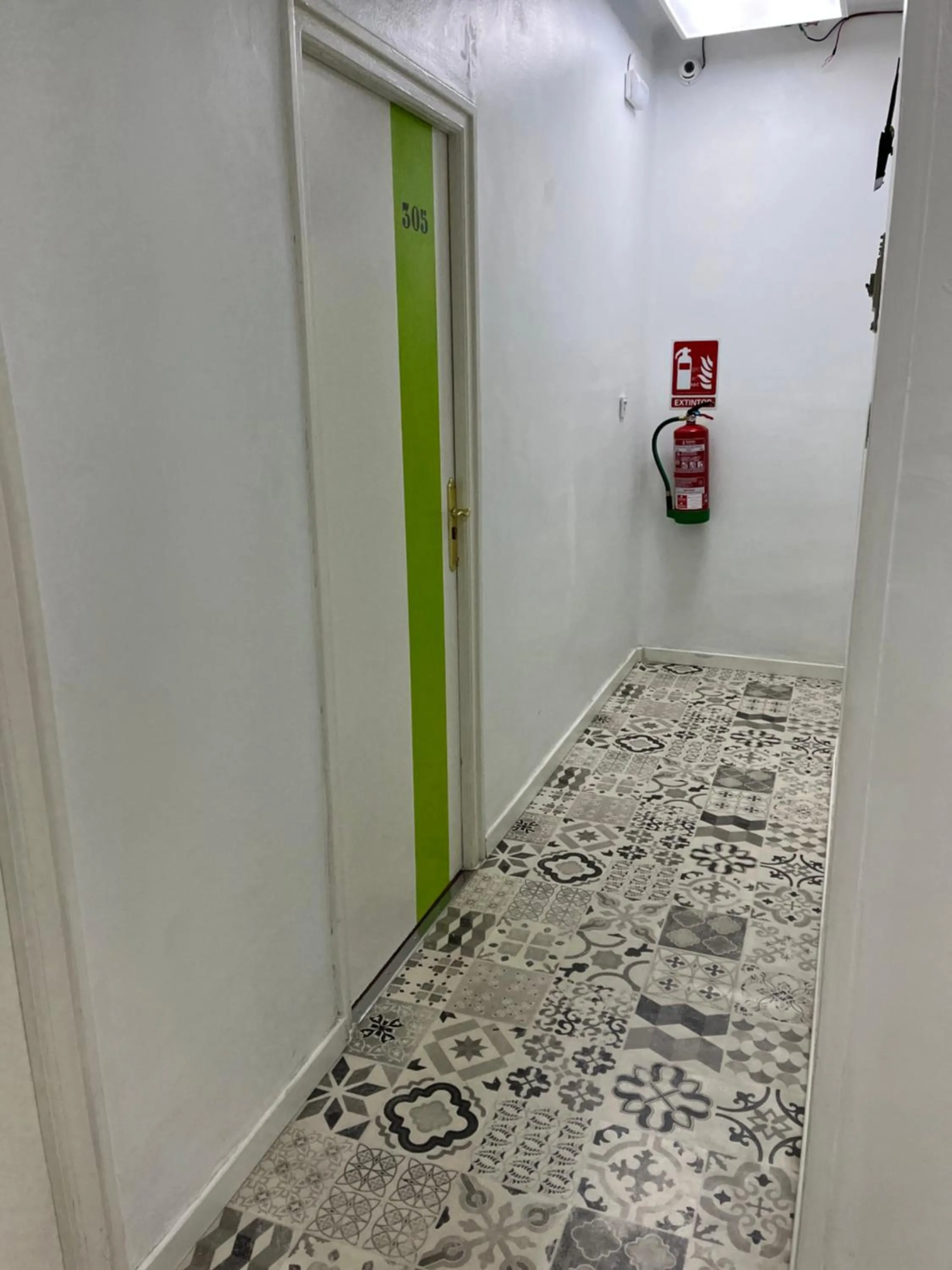 Property building in Casa de Huéspedes Almansa