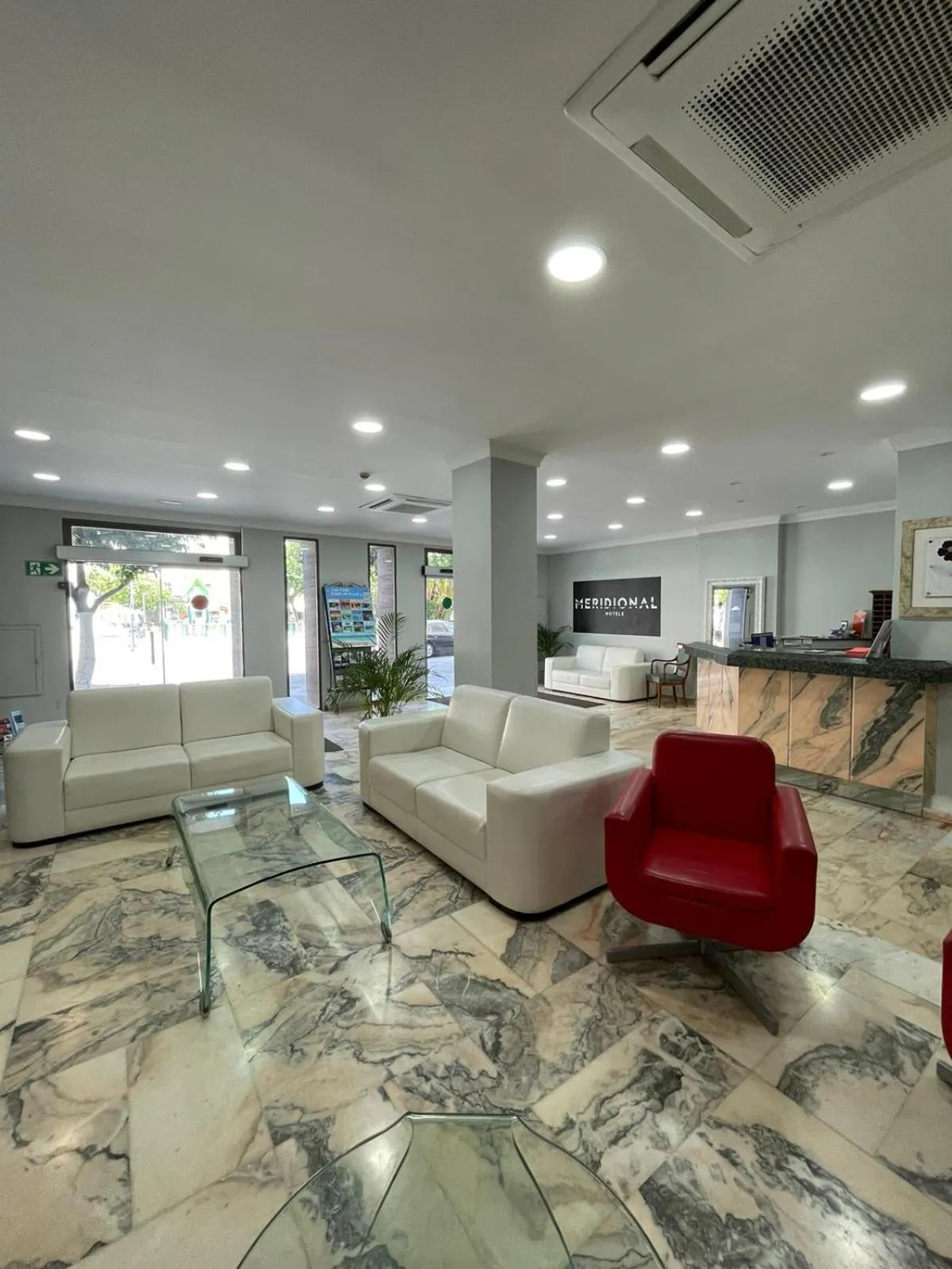 Lobby or reception in Hotel Trafalgar