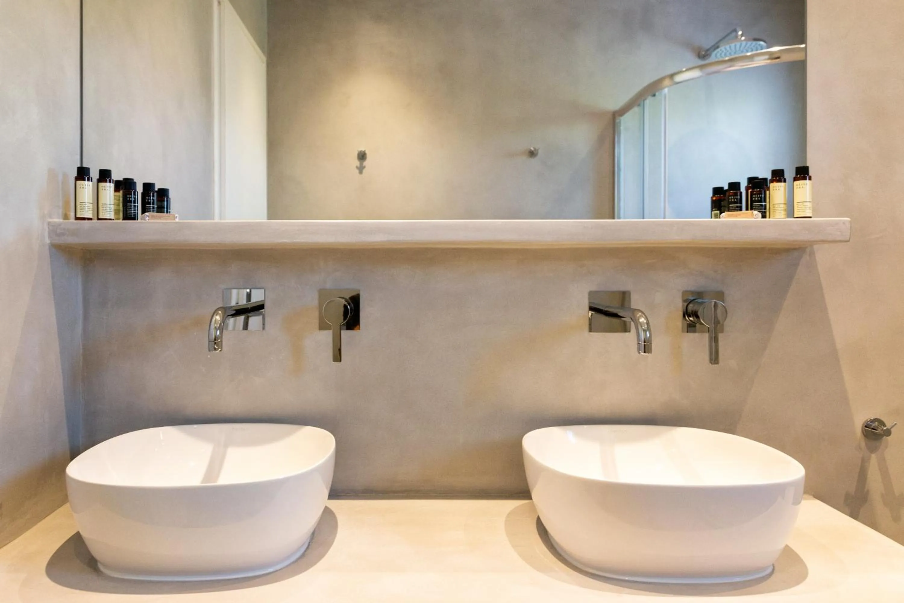 Bathroom in Golden Beach Hotel