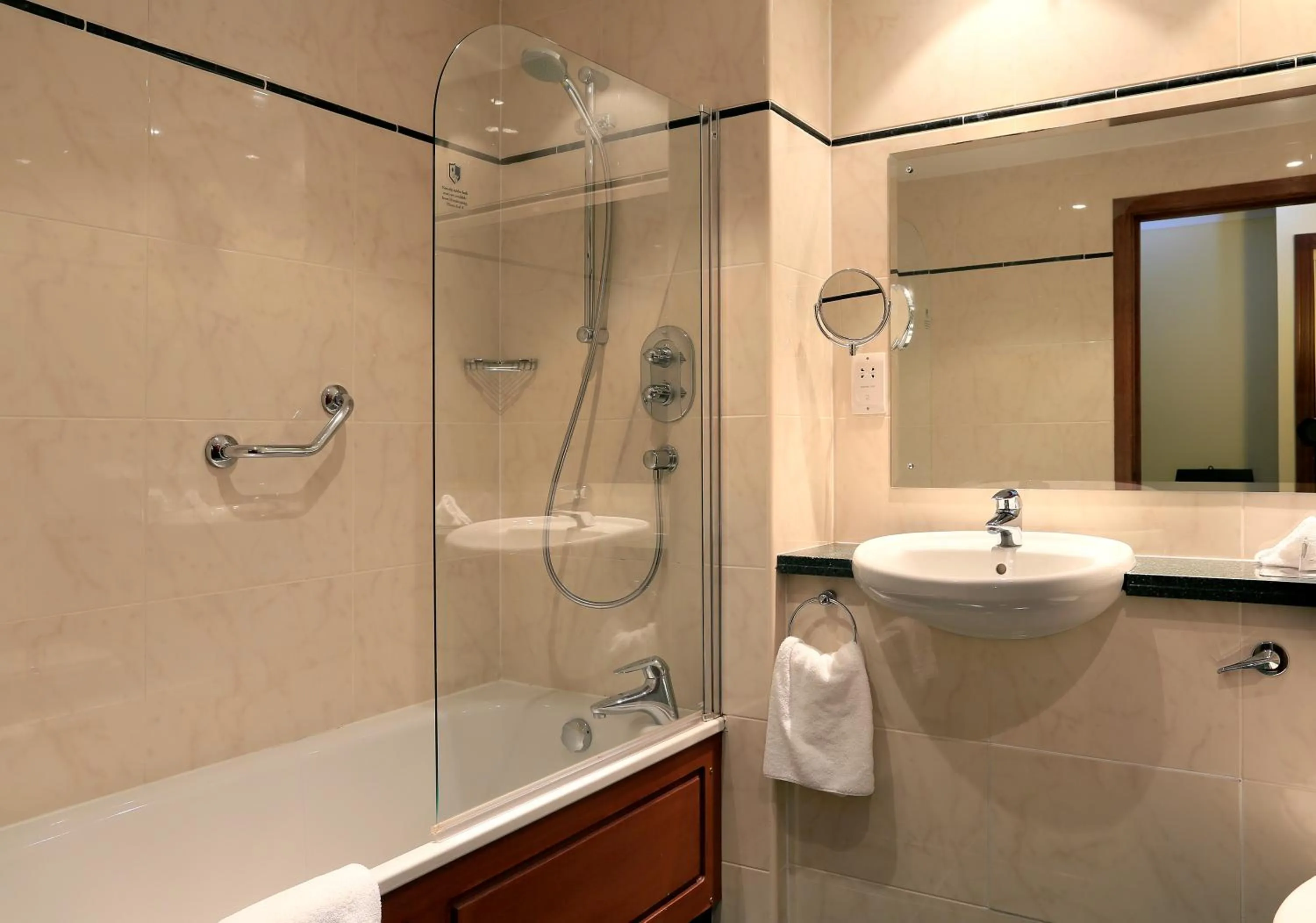 Deluxe Double Room in Macdonald Highlands Hotel at Macdonald Aviemore Resort