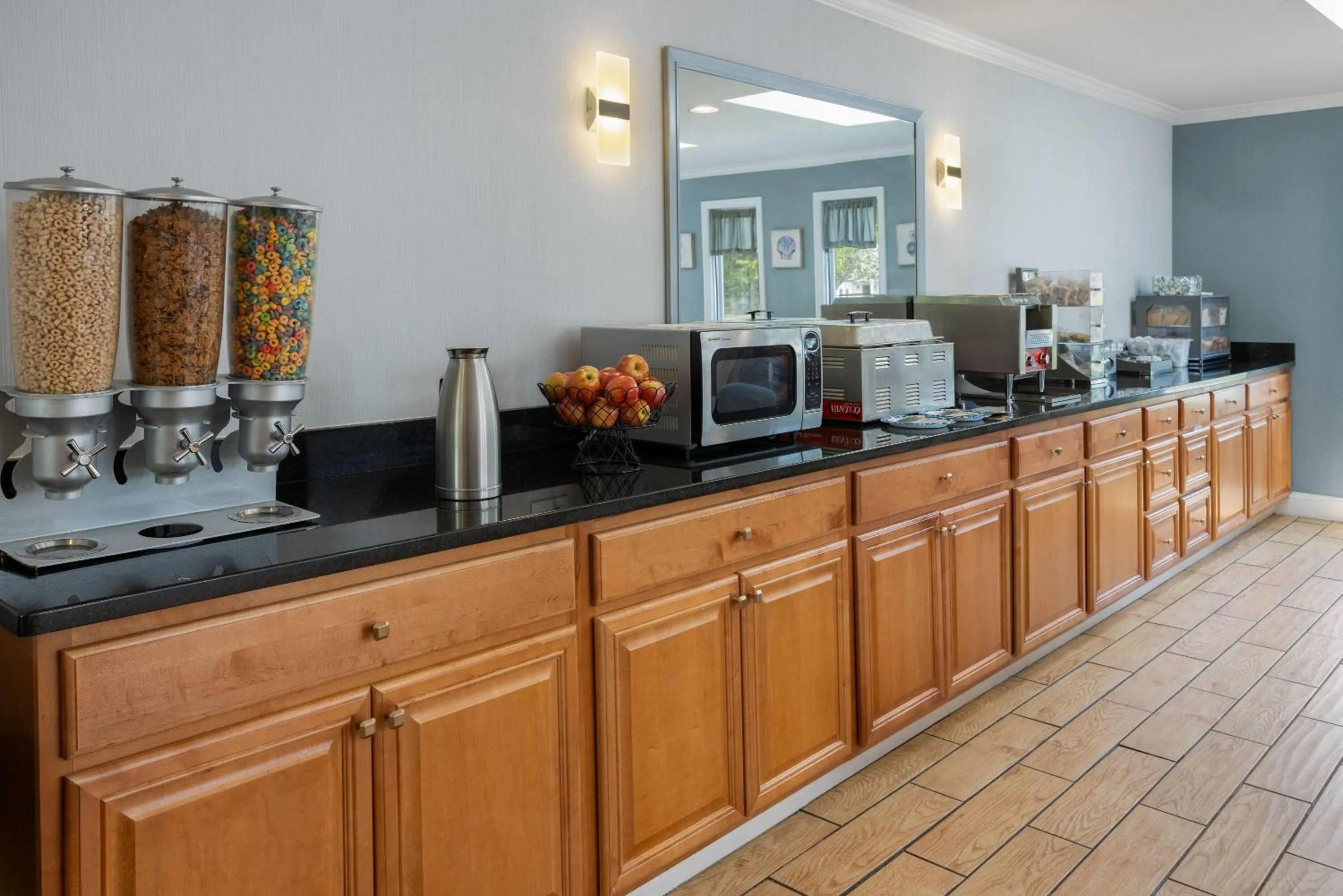 Breakfast in All Seasons Resort, Trademark Collection by Wyndham