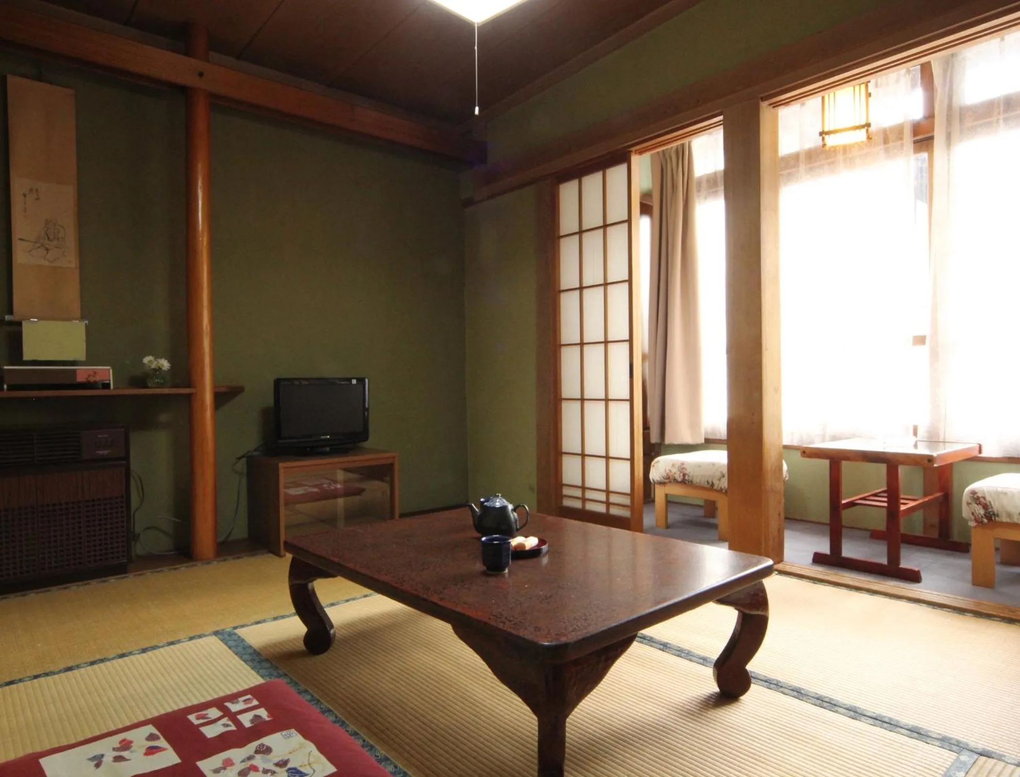 Photo of the whole room in Yokokura Ryokan