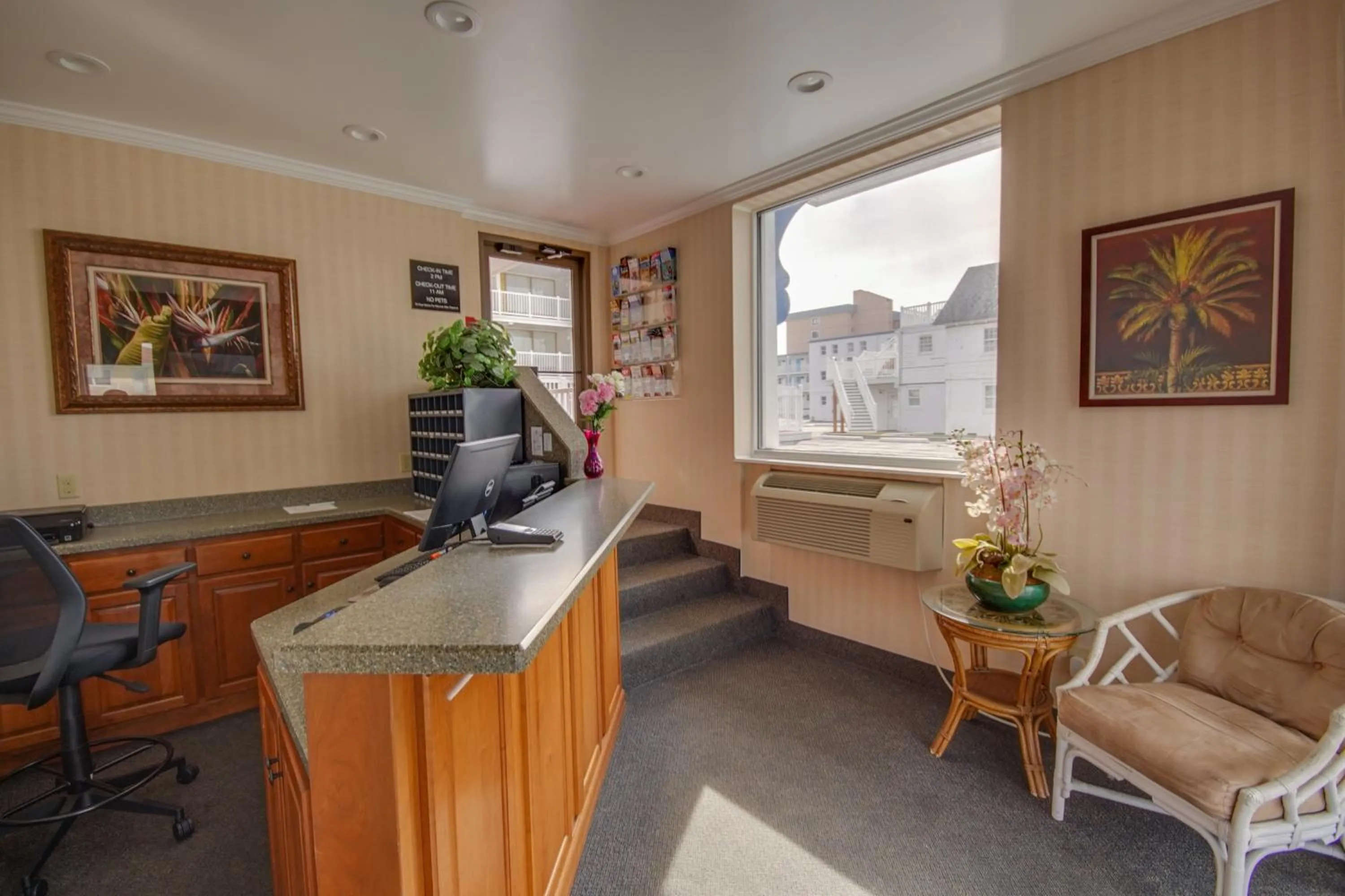 Lobby or reception in Empress Motel