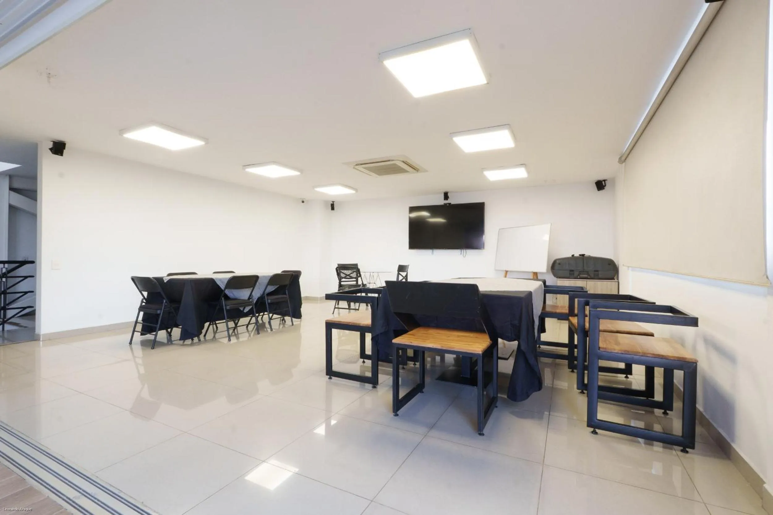 TV and multimedia in Hotel El Alba