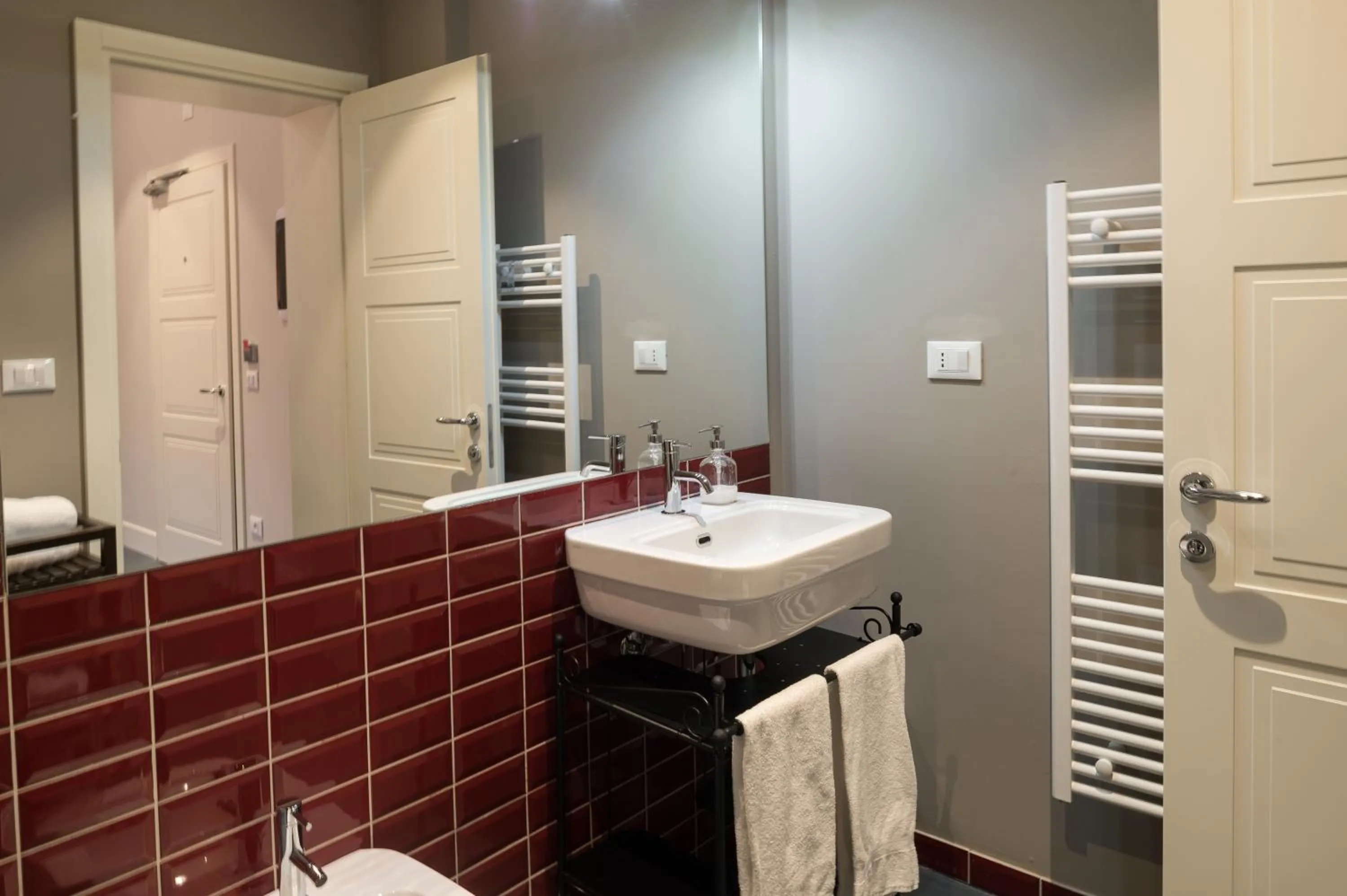 Bathroom in Almarossa