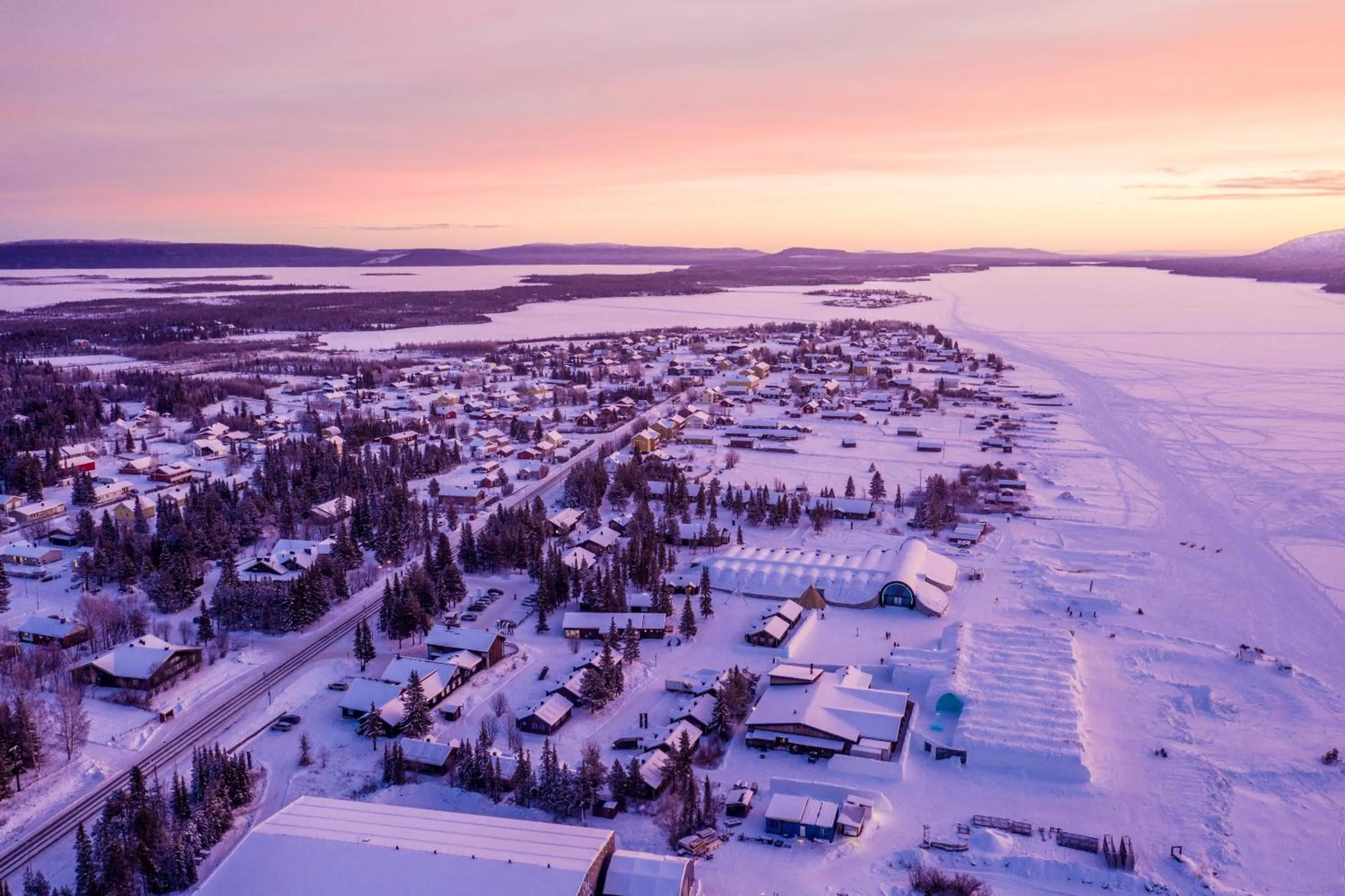 Neighbourhood in IceHotel