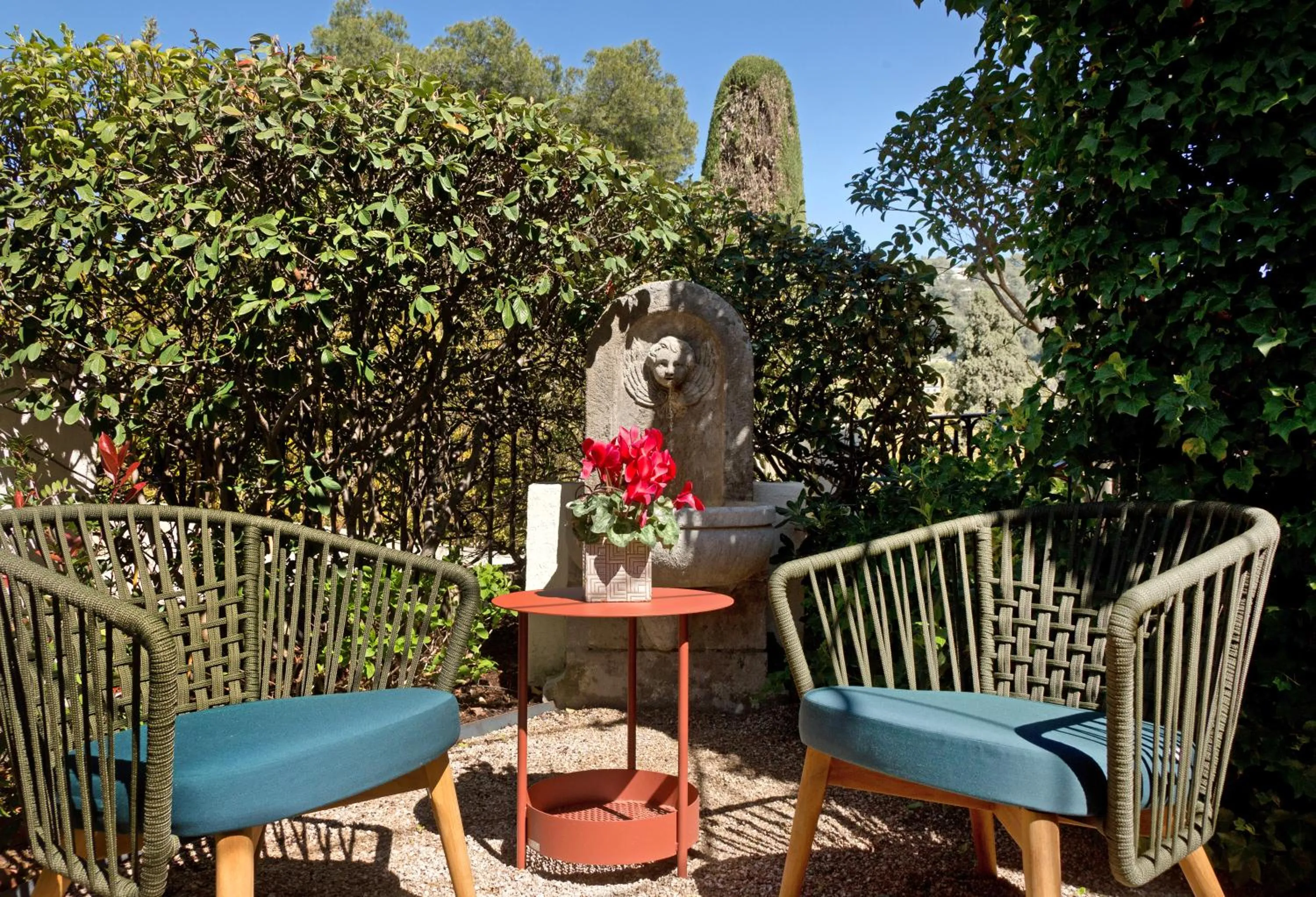 Patio in Hôtel La Grande Bastide