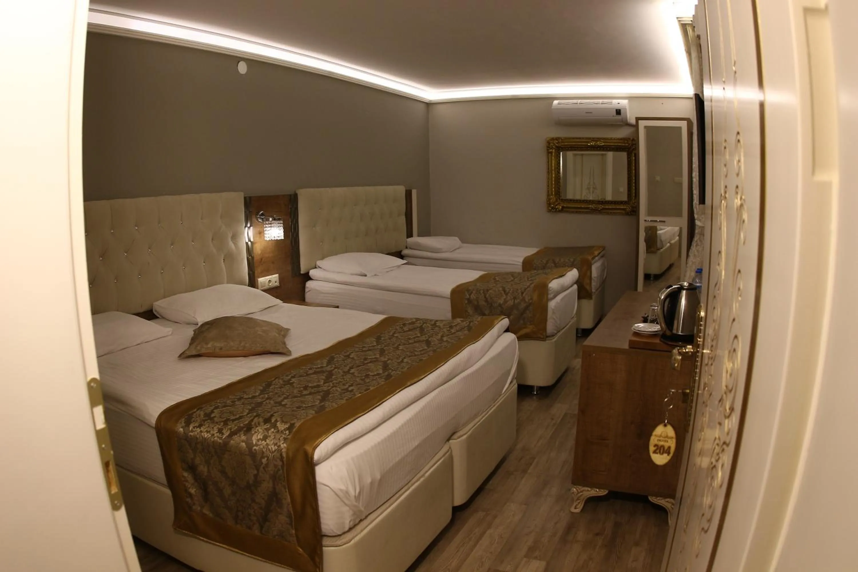 Photo of the whole room in Sehri̇-zade Yalisi