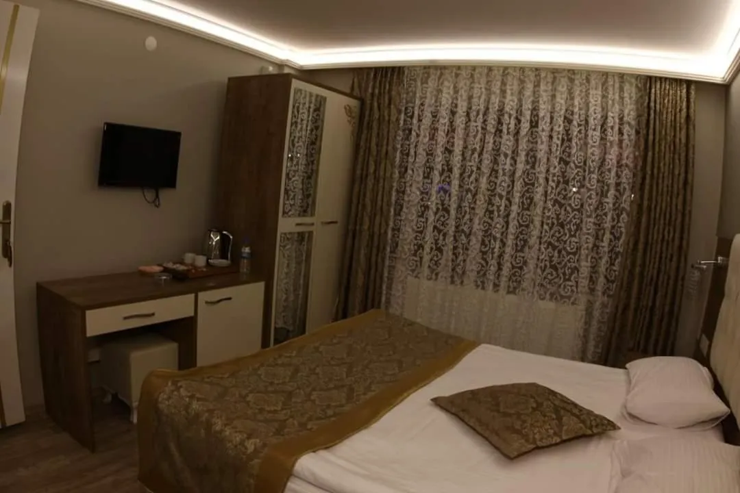 Photo of the whole room in Sehri̇-zade Yalisi