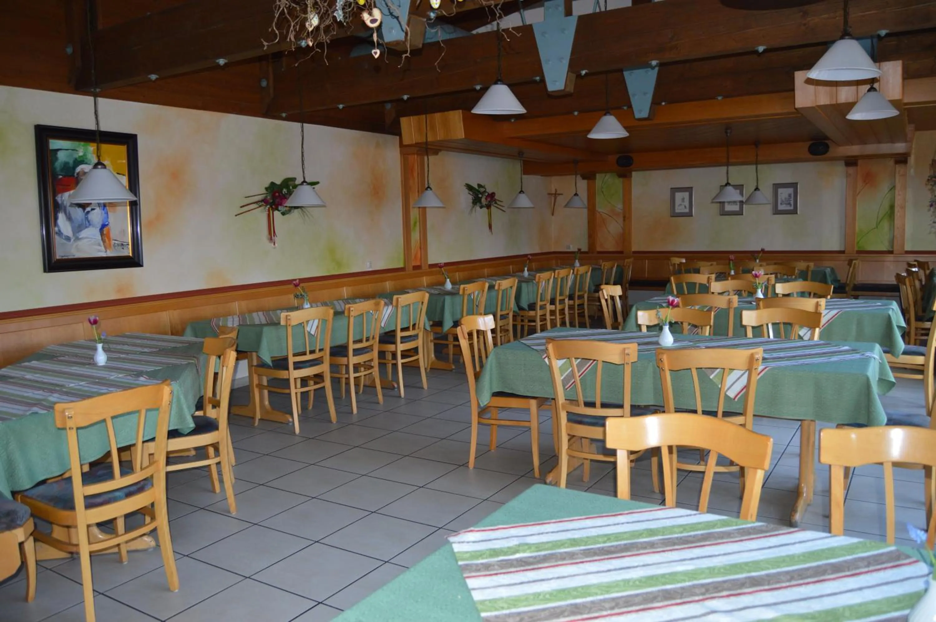 Restaurant/places to eat in Gasthof Zahler