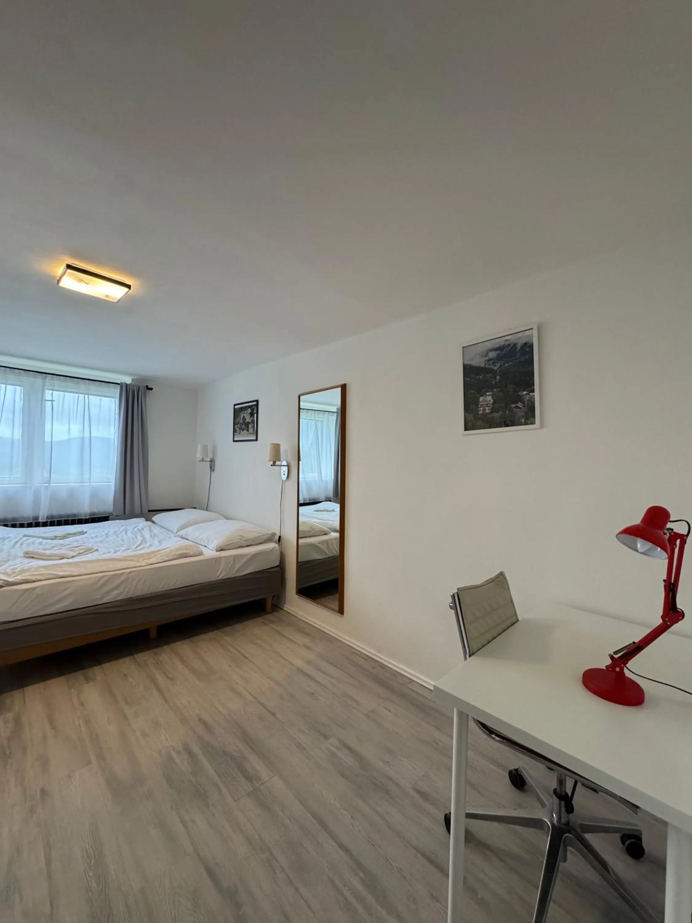 room service, Bed in Hotel Horní Pramen