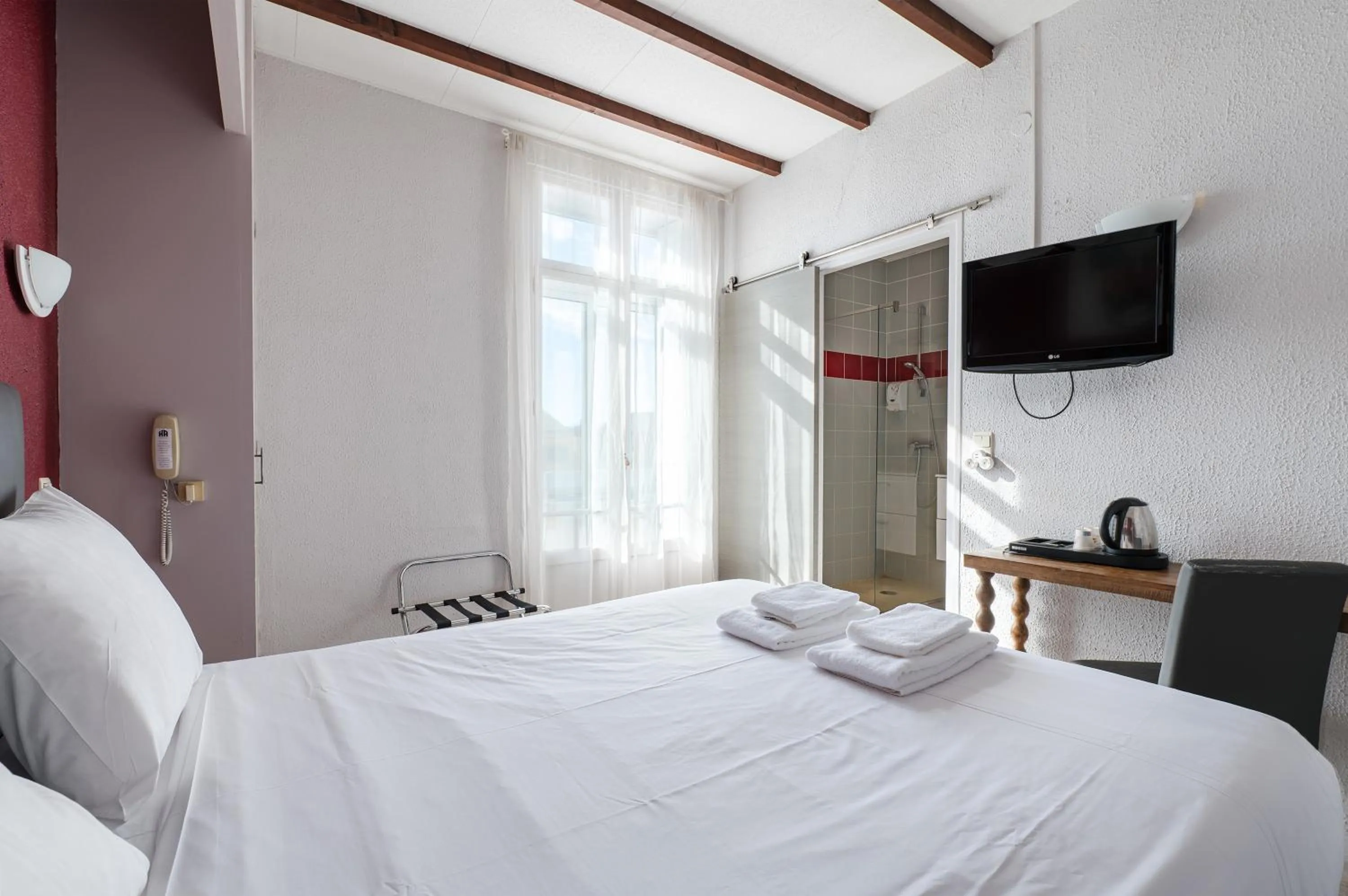 Bed in Hôtel Aragon - Centre ville gare