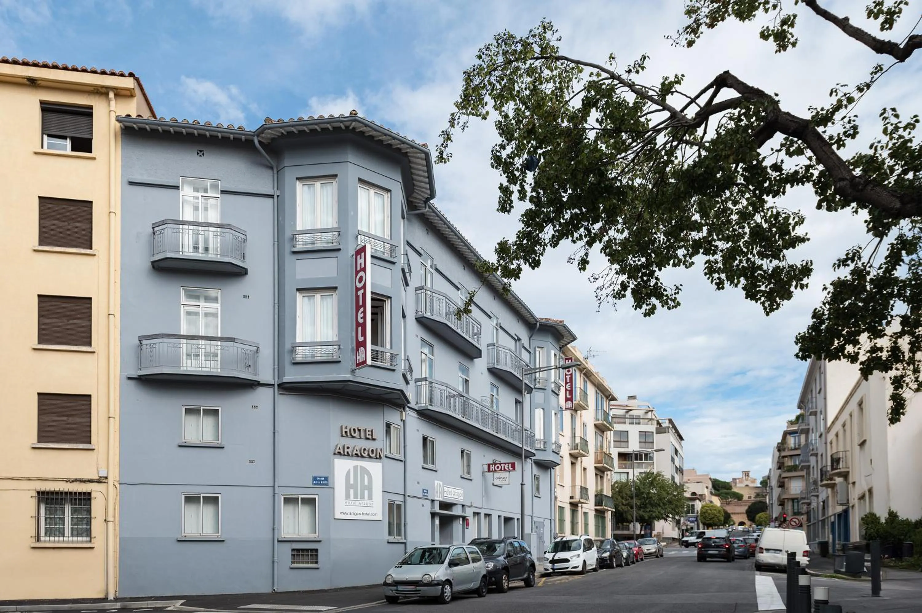 Property building in Hôtel Aragon - Centre ville gare