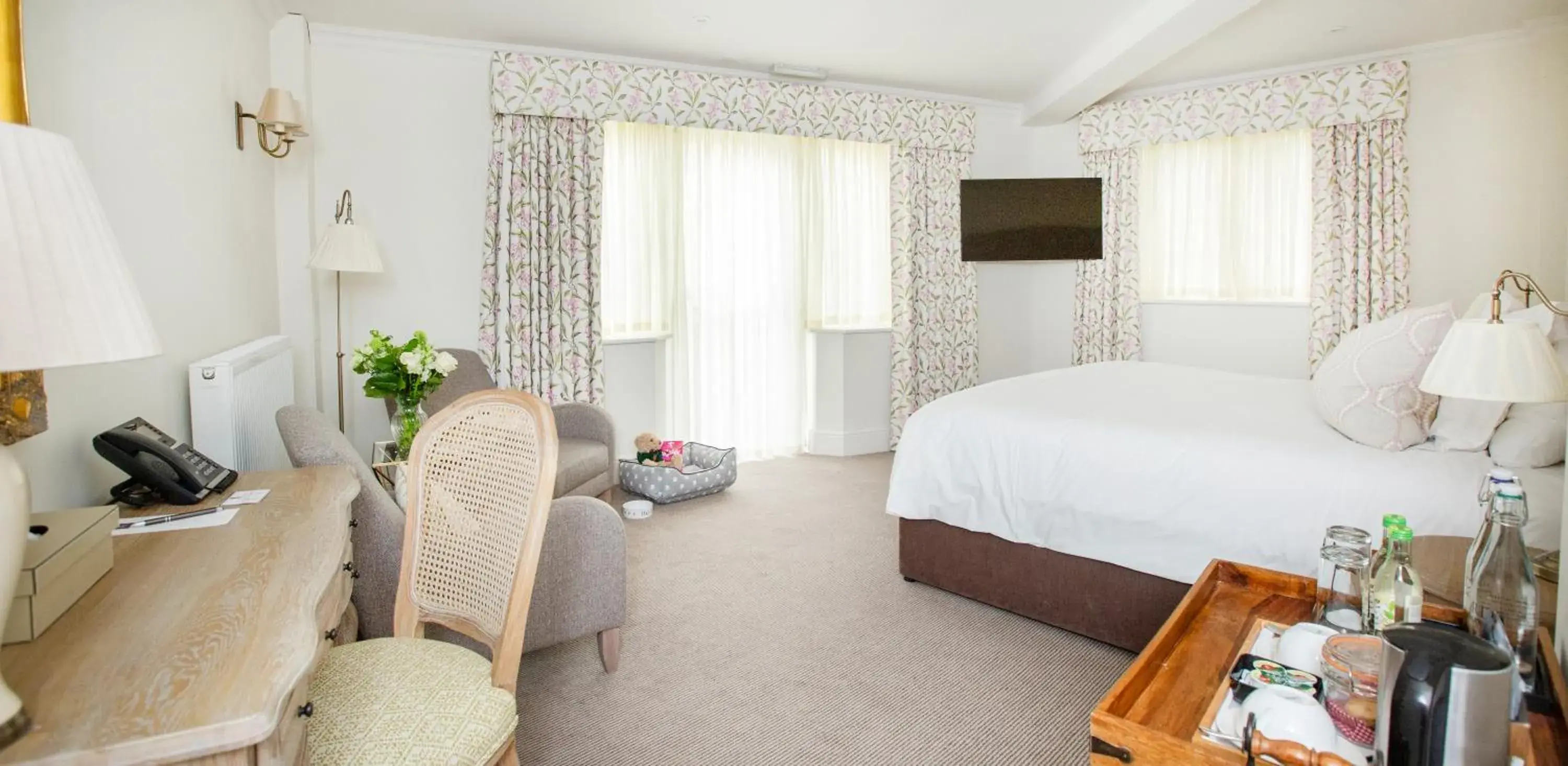 Manor Room in Lords Of The Manor Manor Room in Lords Of The Manor