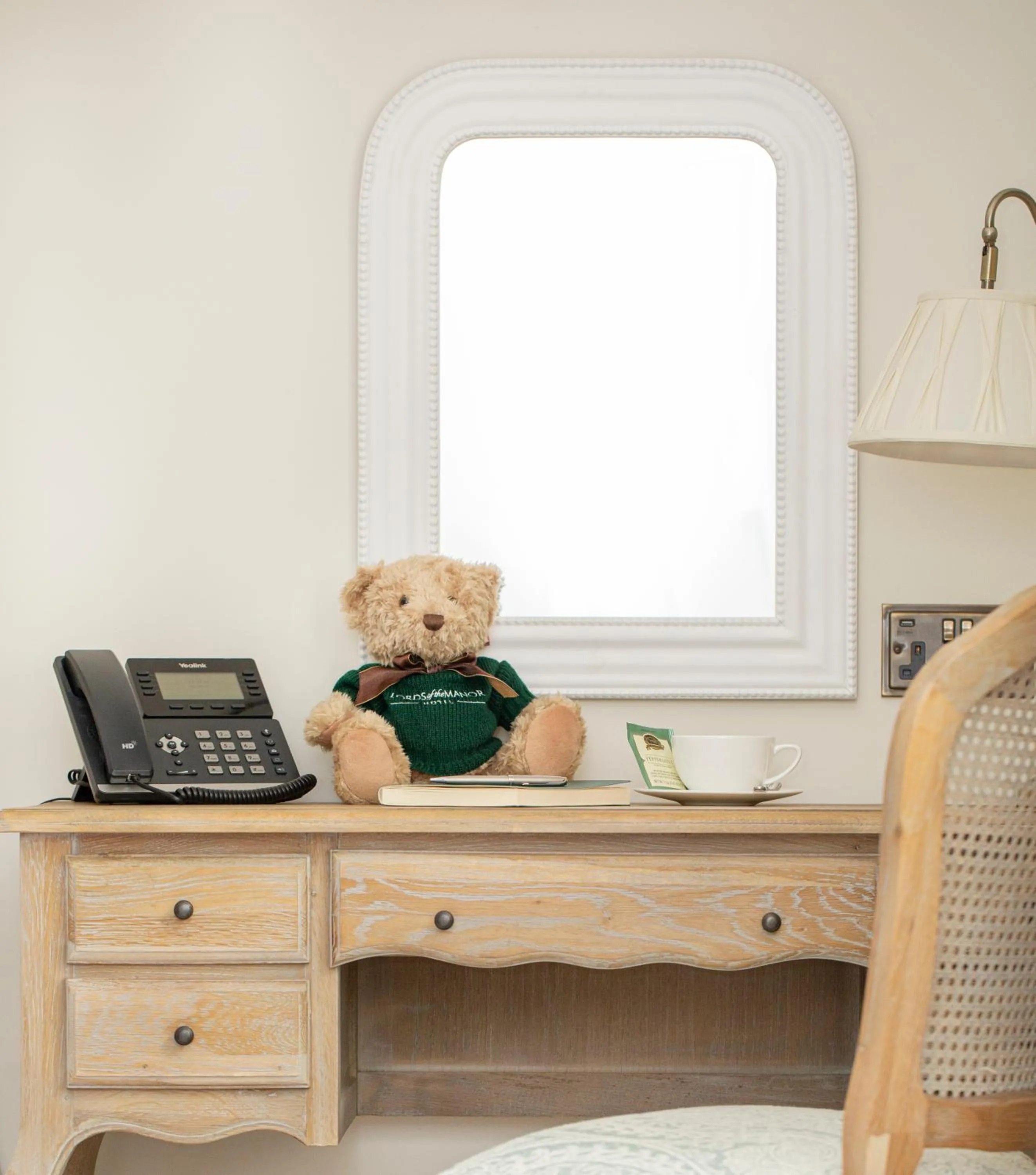 TV and multimedia in Lords Of The Manor