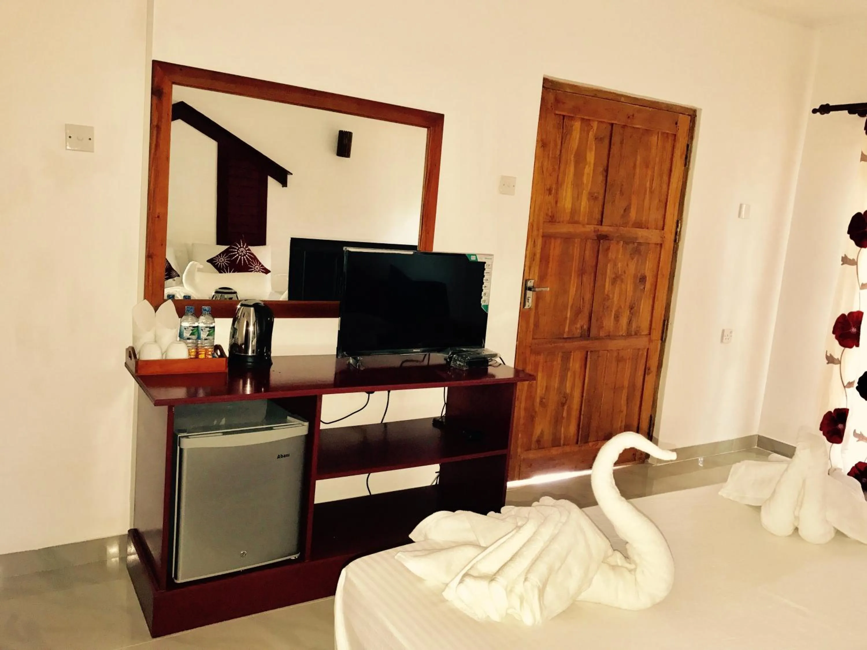 TV and multimedia in Sunshine Resort & Spa Sigiriya