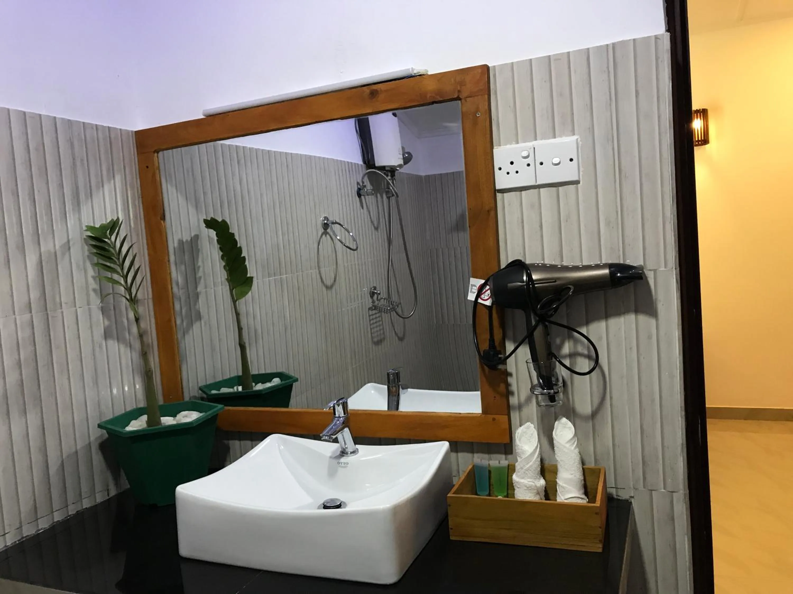 Bathroom in Sunshine Resort & Spa Sigiriya