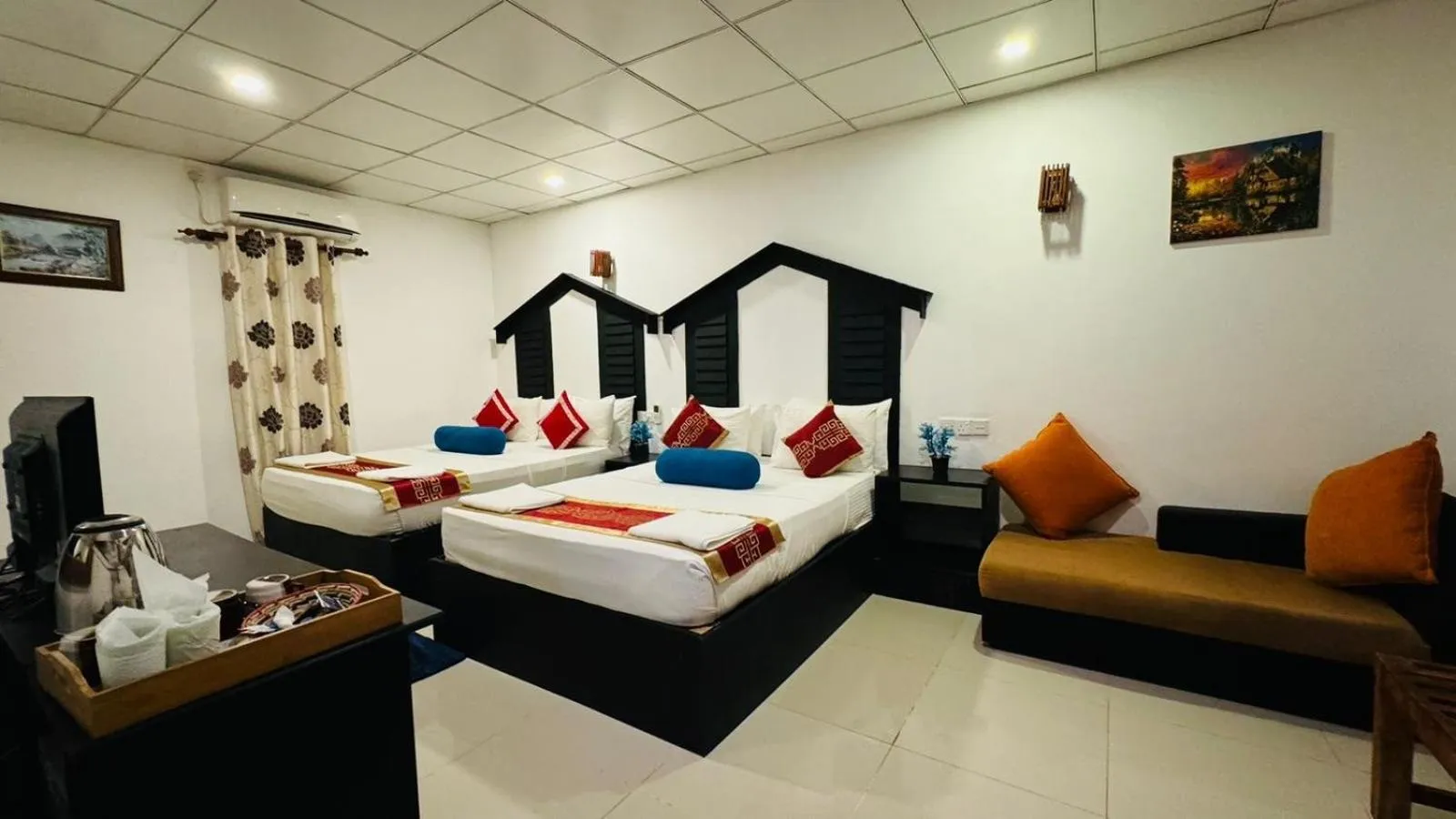 Bedroom, Bed in Sunshine Resort & Spa Sigiriya