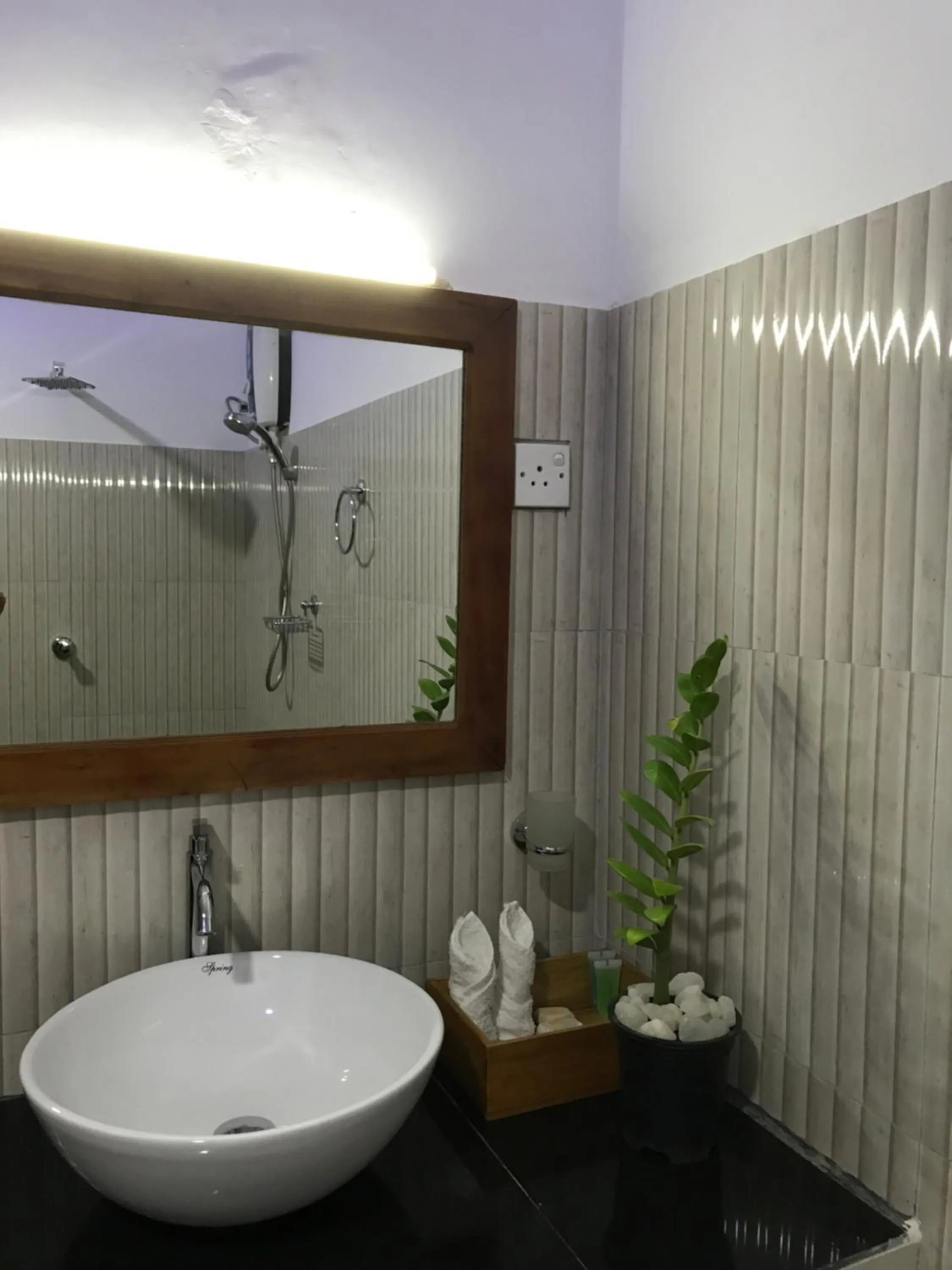 Bathroom in Sunshine Resort & Spa Sigiriya