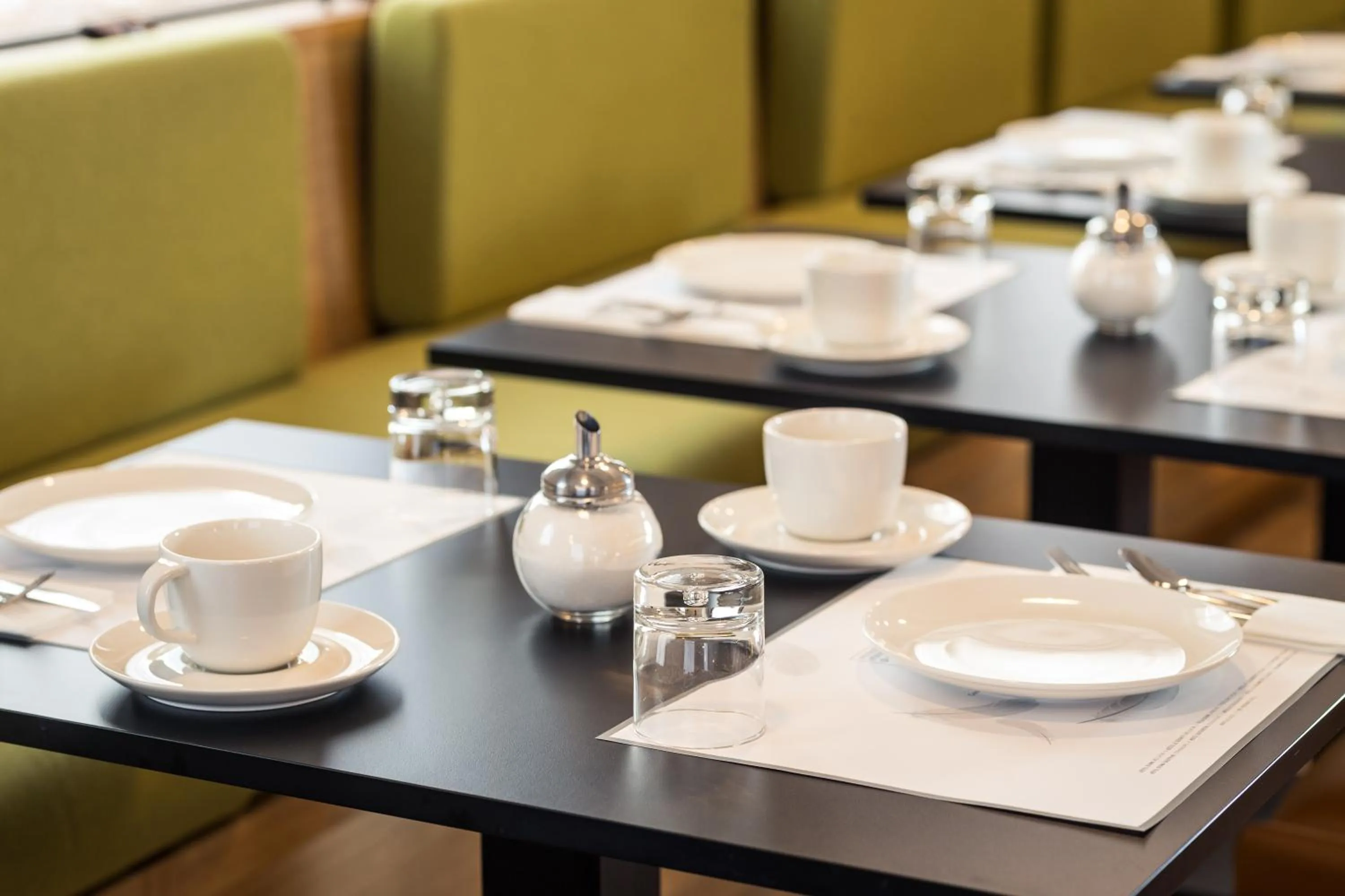 Food and drinks in Hôtel Du Dragon