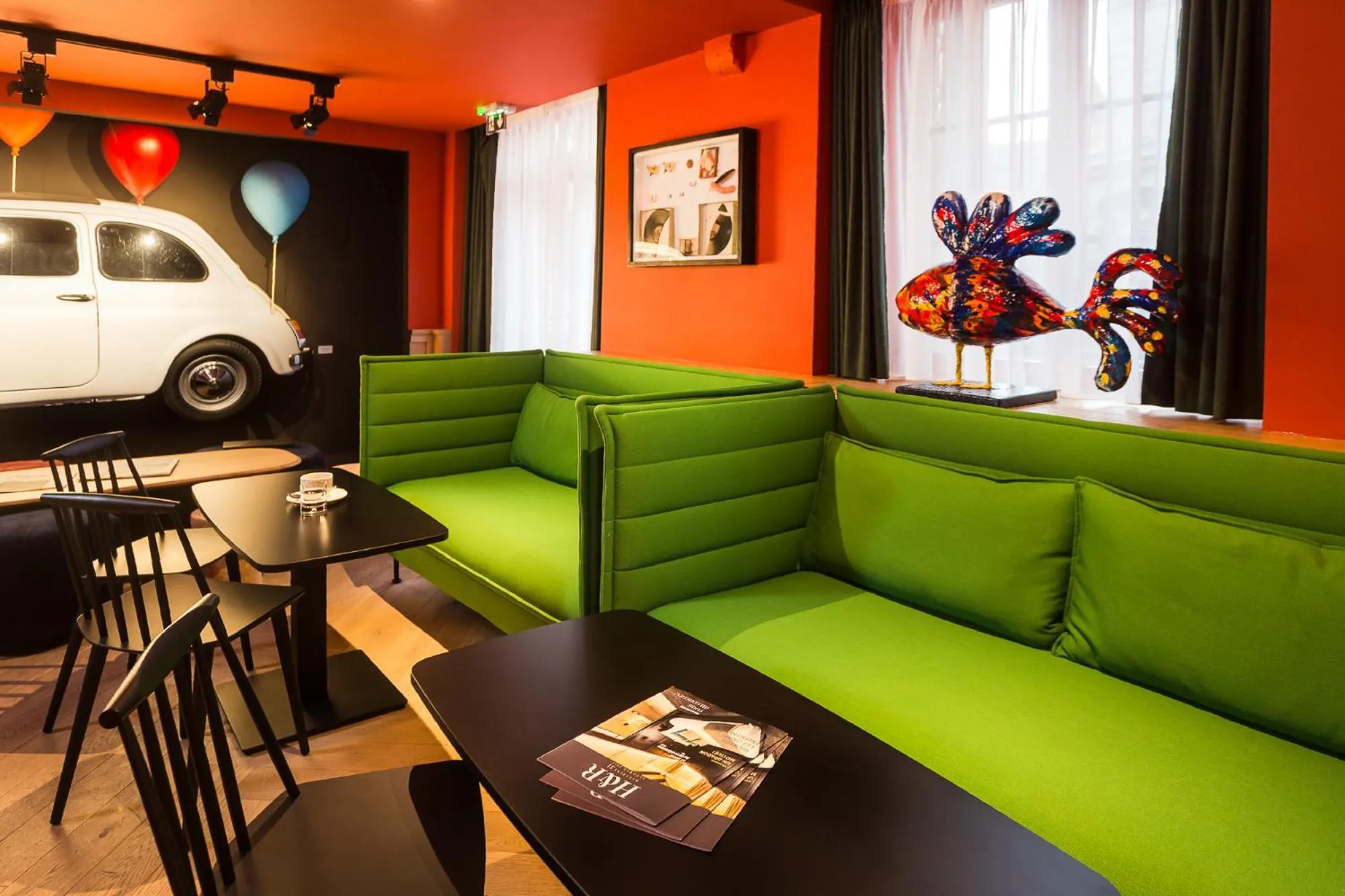 Lounge or bar in Hôtel Du Dragon